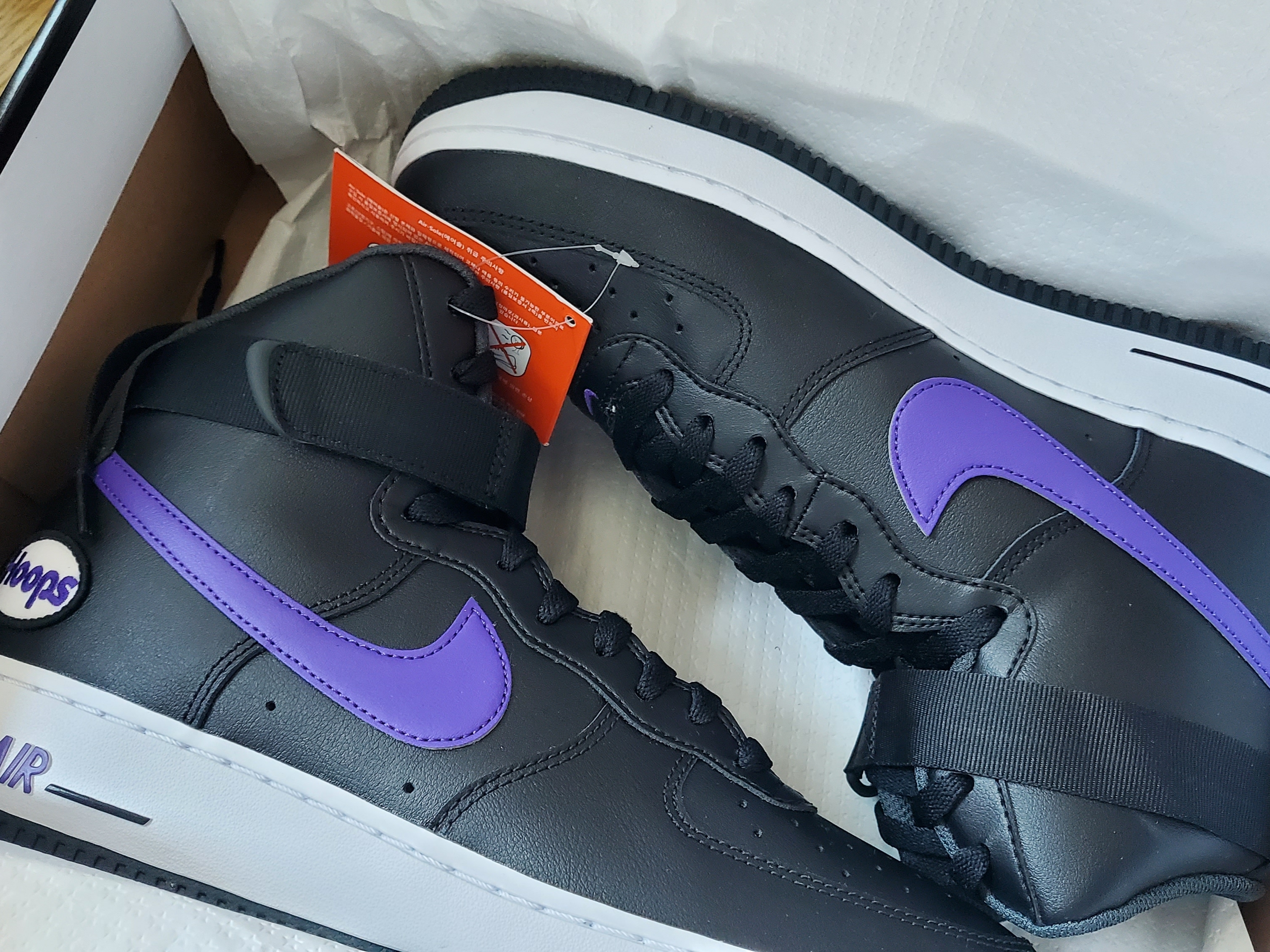Nike Air Force 1 High '07 LV8 Hoops Black Purple 착용 스타일