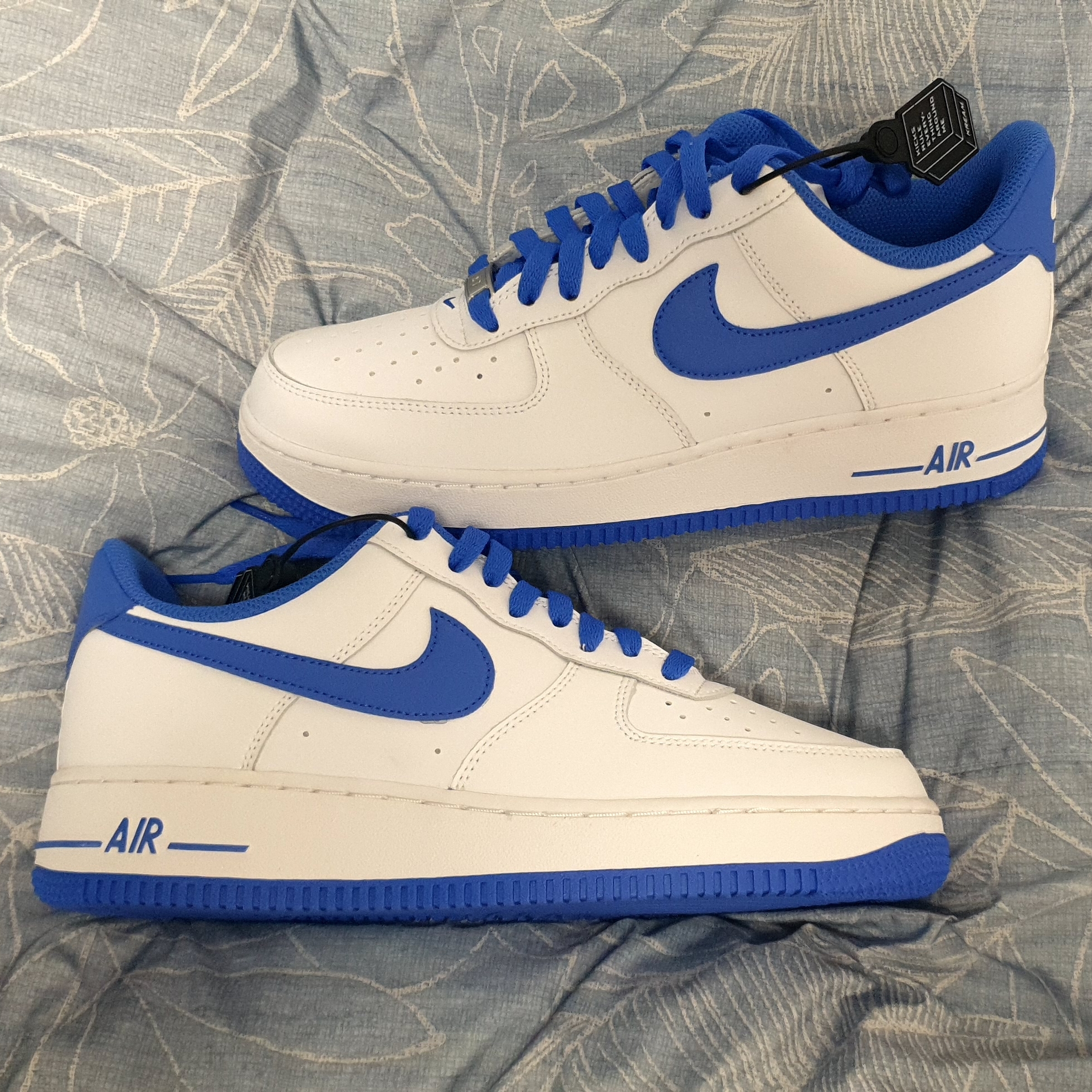 Nike Air Force 1 '07 White Medium Blue 착용 스타일 - 1