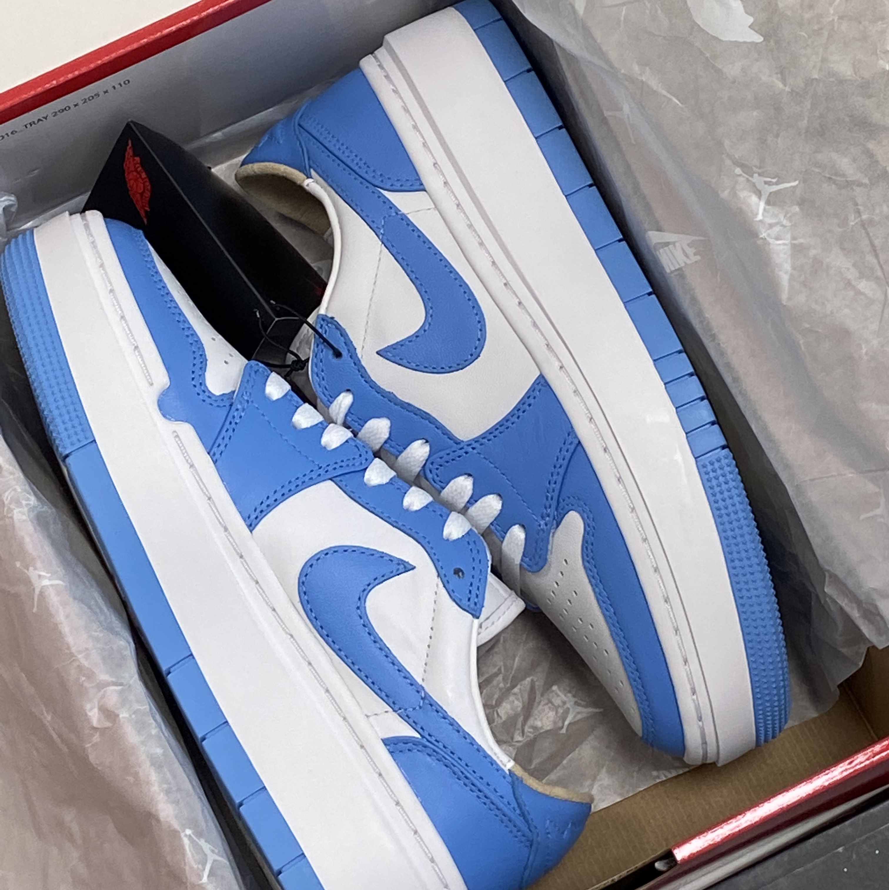 (W) Jordan 1 Elevate Low SE University Blue 착용 스타일