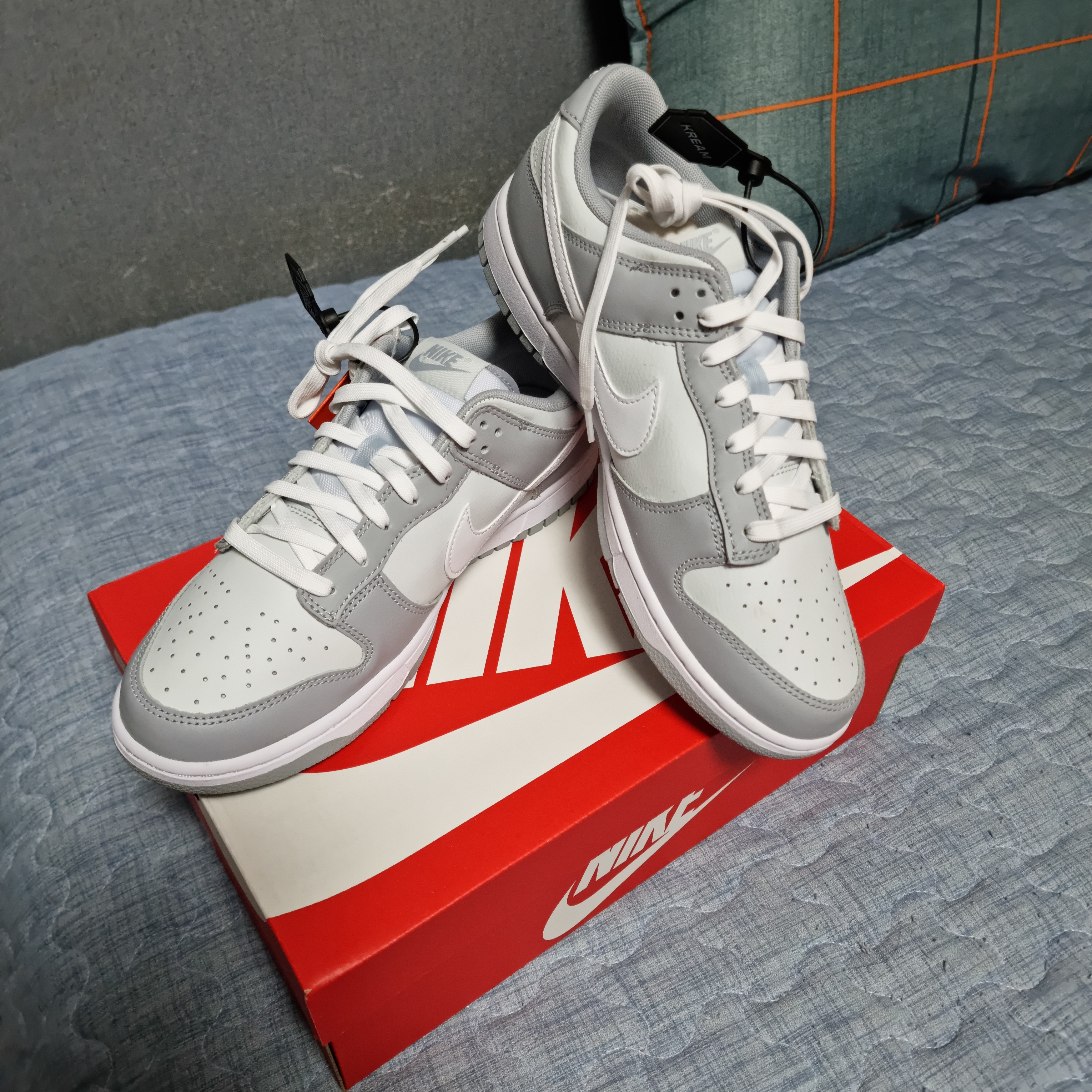 Nike Dunk Low Retro Wolf Grey 착용 스타일