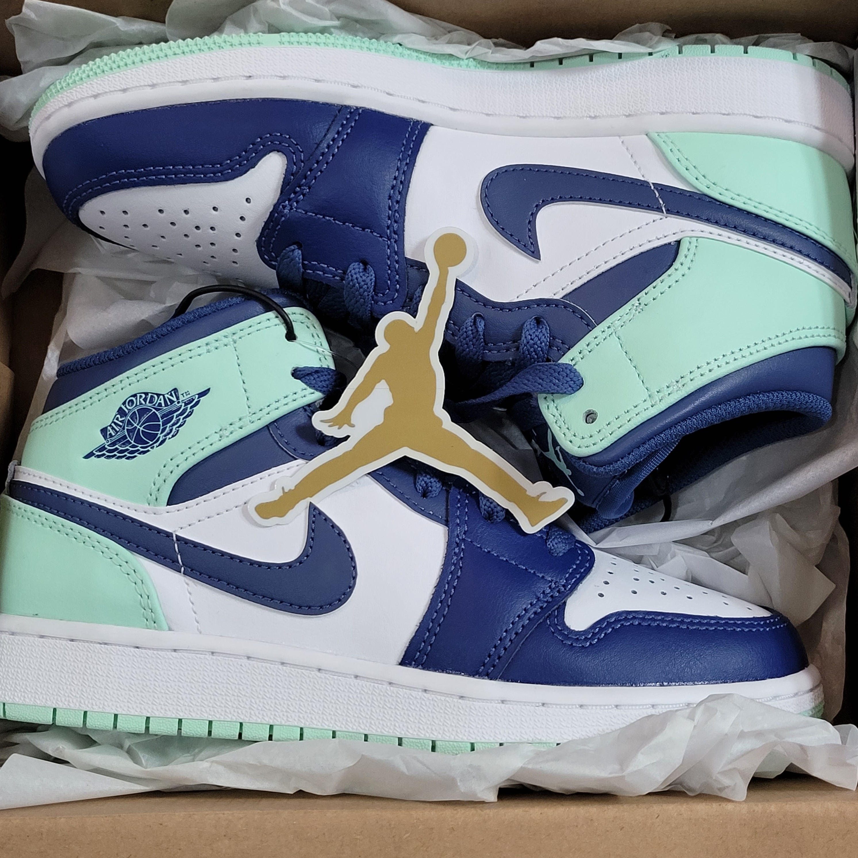 (GS) Jordan 1 Mid Blue Mint 착용 스타일 - 1