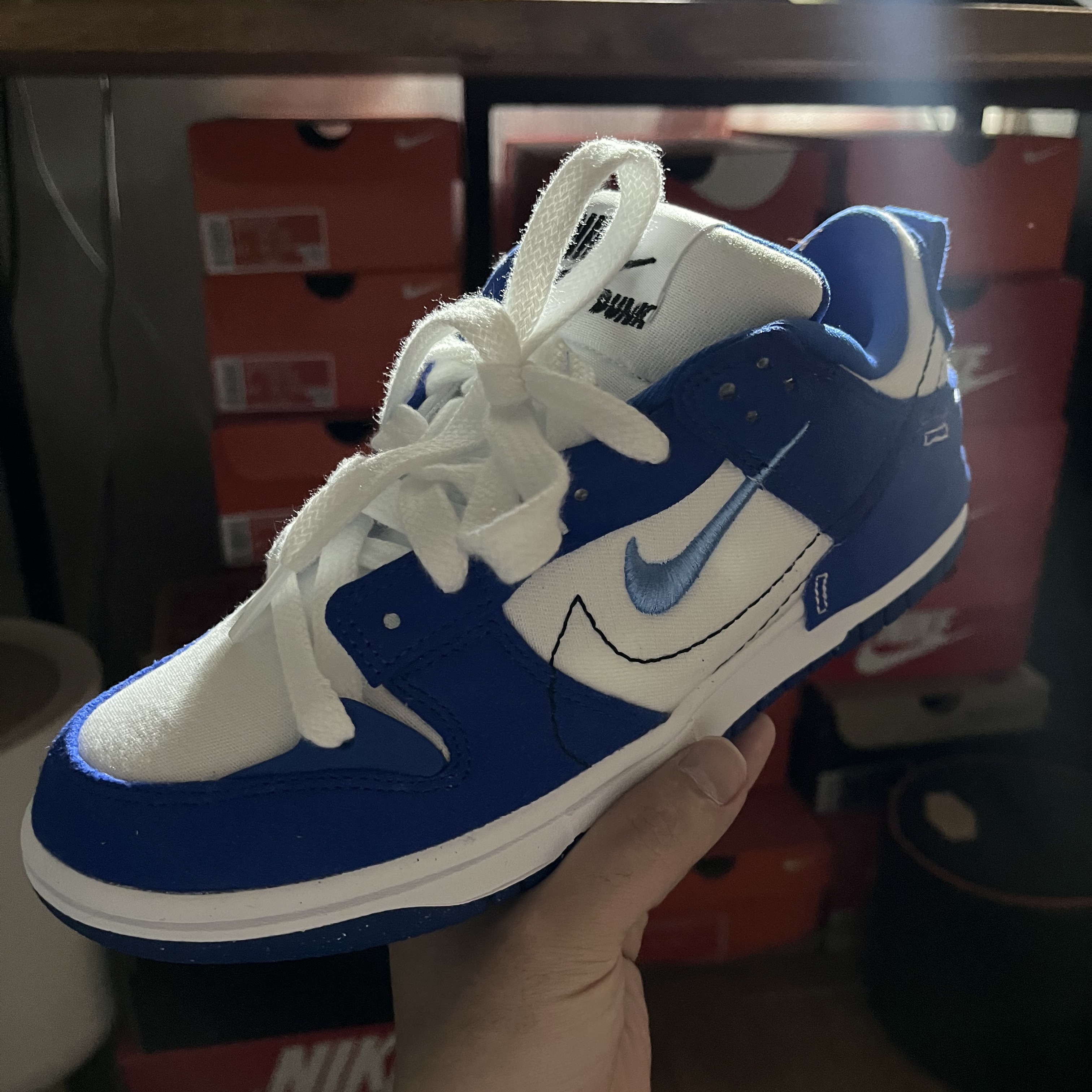 (W) Nike Dunk Low Disrupt 2 White and University Blue 착용 스타일