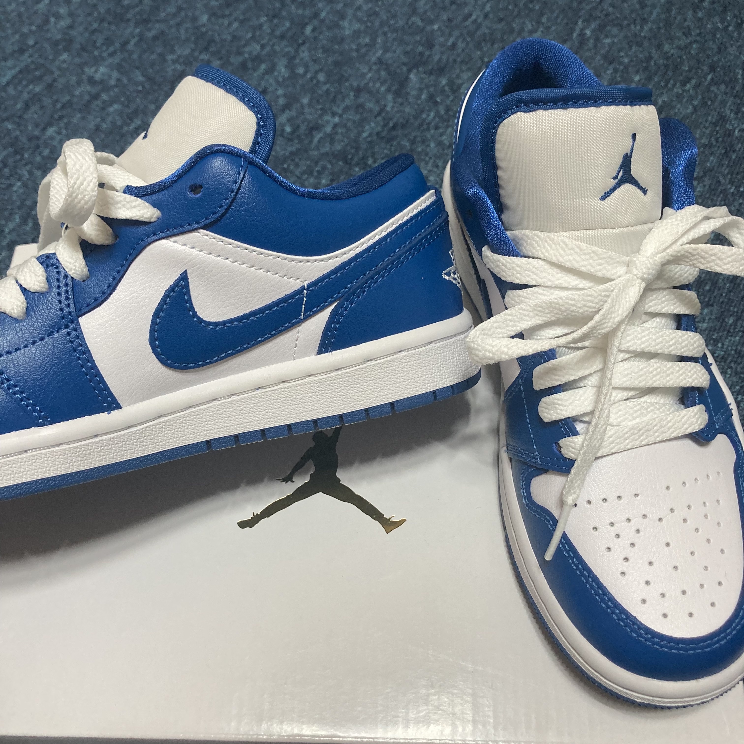 (W) Jordan 1 Low White Dark Marina Blue 착용 스타일
