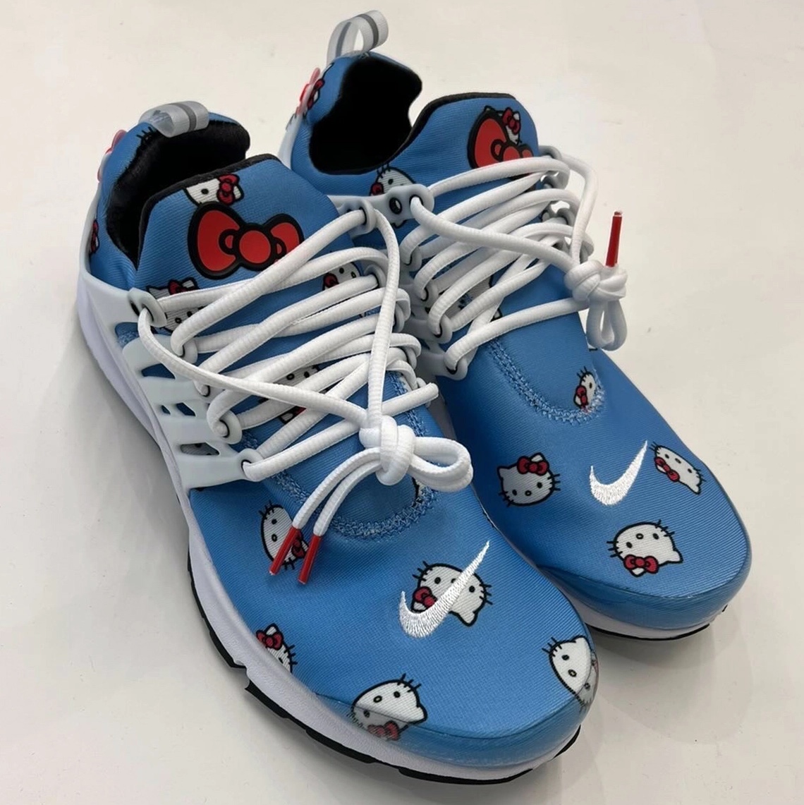 Nike x Hello Kitty Air Presto University Blue, (TD) Nike x Hello Kitty Air Presto University Blue 착용 스타일 - 4