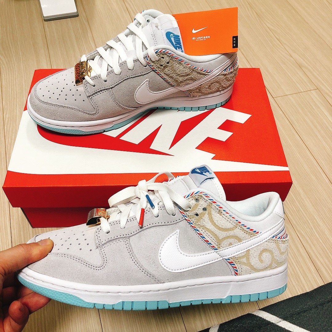 Nike Dunk Low Retro SE Barber Shop Grey 착용 스타일 - 2