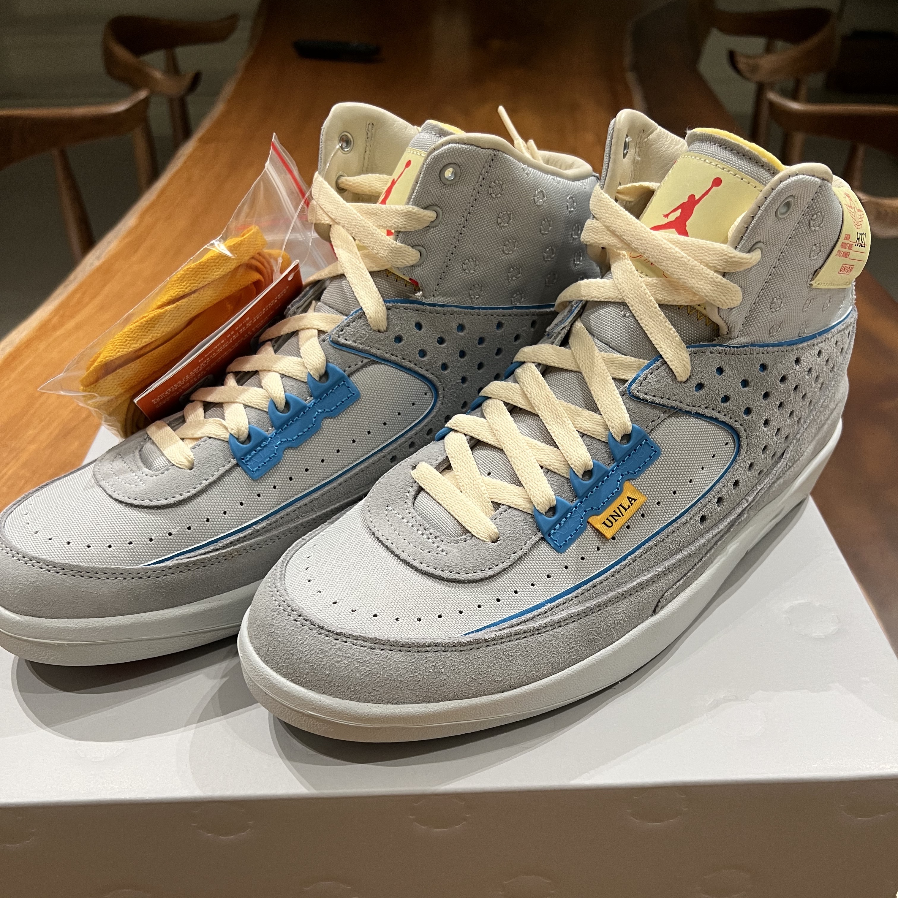 Jordan 2 x Union Retro SP Grey Fog 착용 스타일 - 2