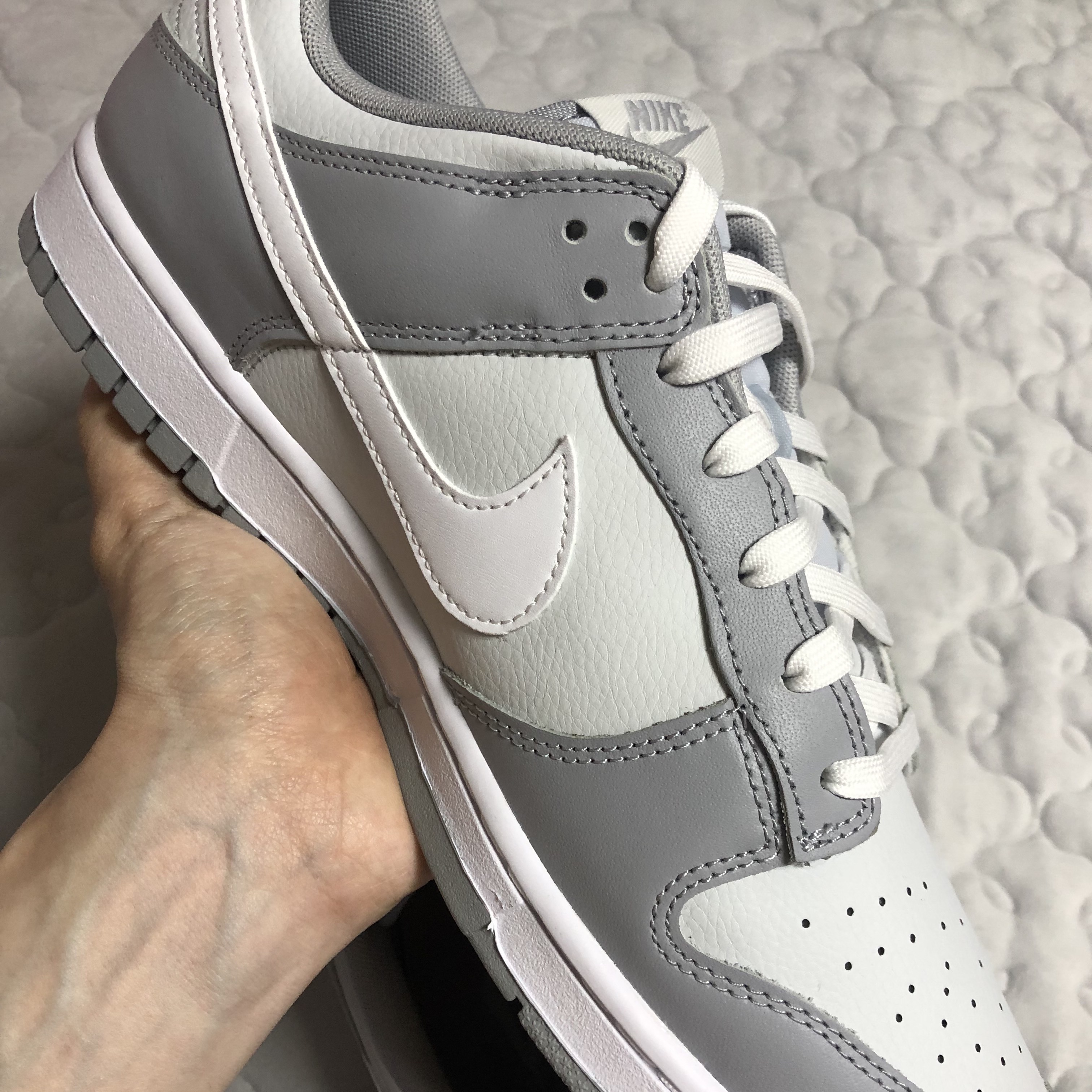 Nike Dunk Low Retro Wolf Grey 착용 스타일