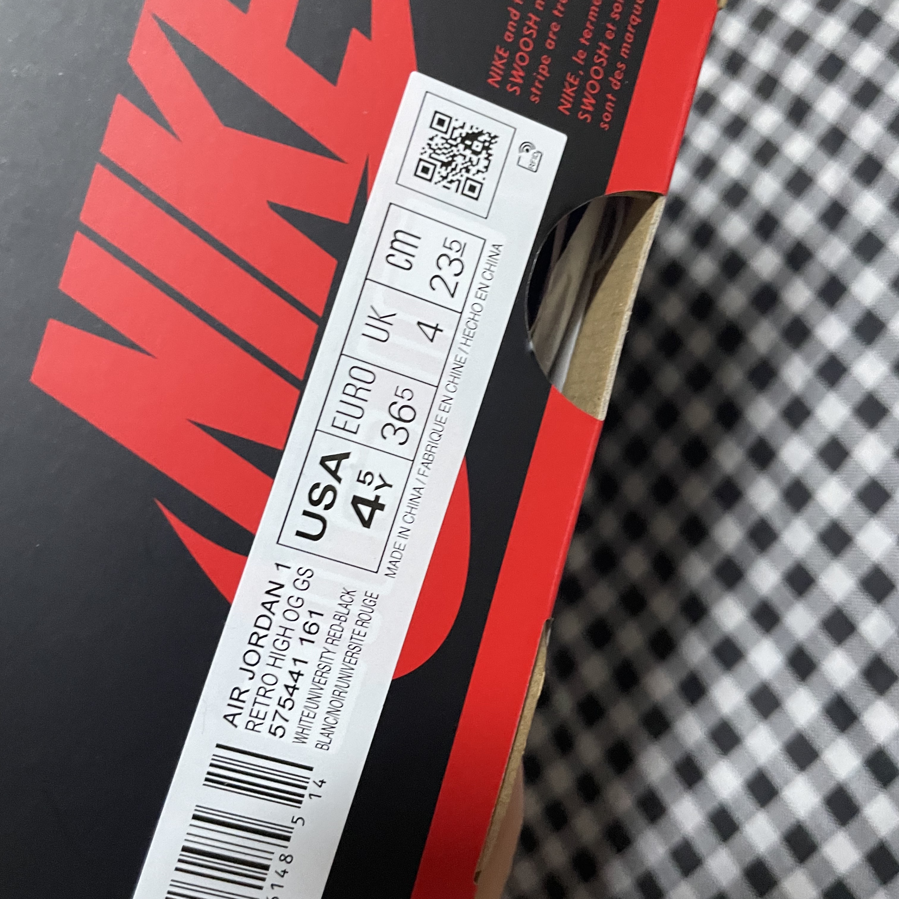 Jordan 1 Retro High OG Heritage, (GS) Jordan 1 Retro High OG Heritage 착용 스타일 - 3