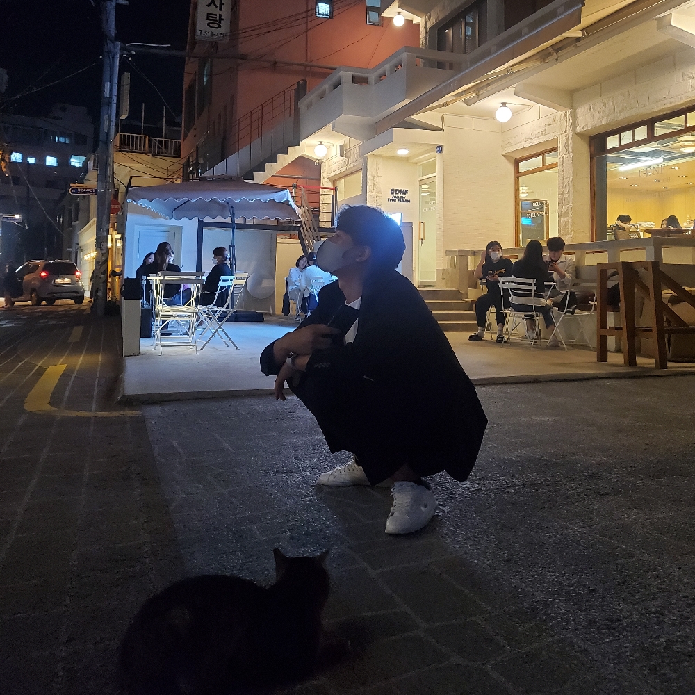 KREAM 프로필 이미지