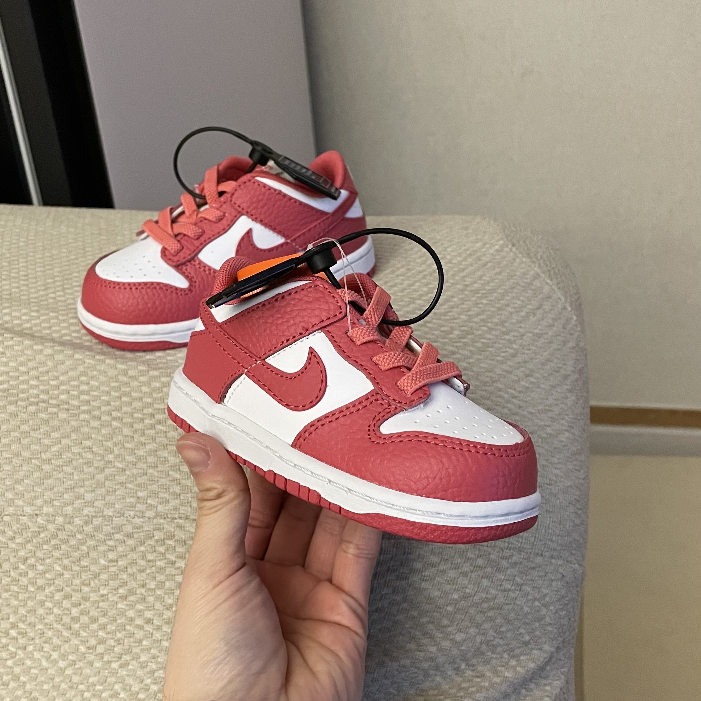(TD) Nike Dunk Low Archeo Pink 착용 스타일 - 1