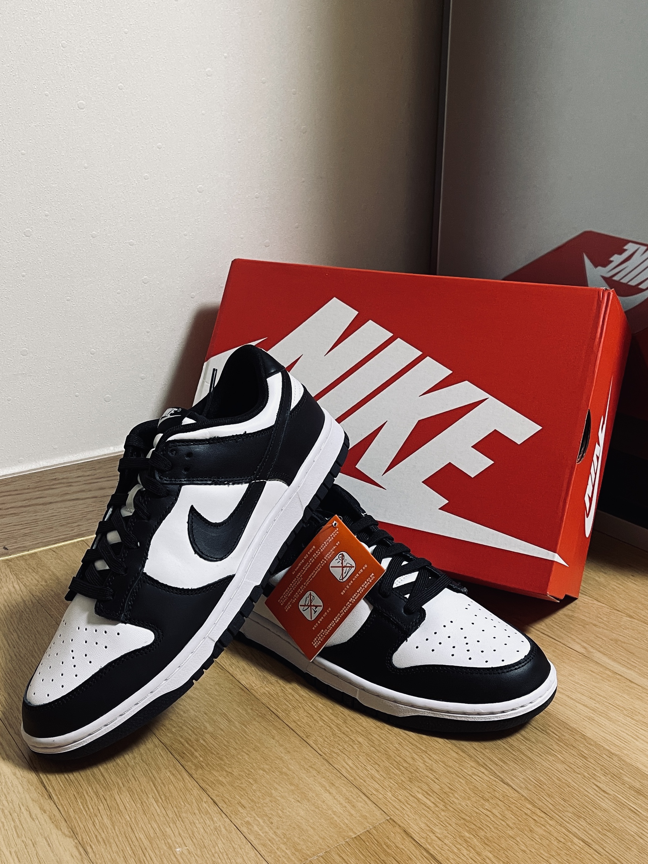 Nike Dunk Low Retro Black 착용 스타일