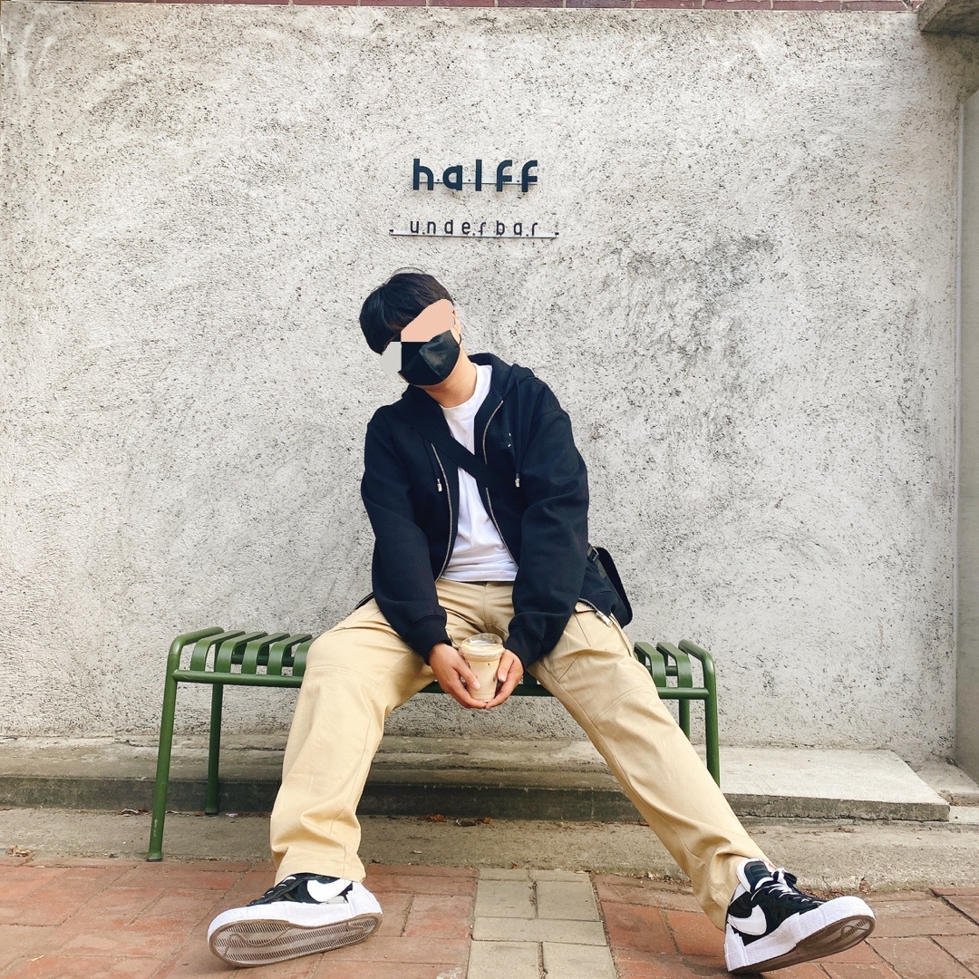 Nike x Sacai Blazer Low Black Patent Leather 착용 스타일