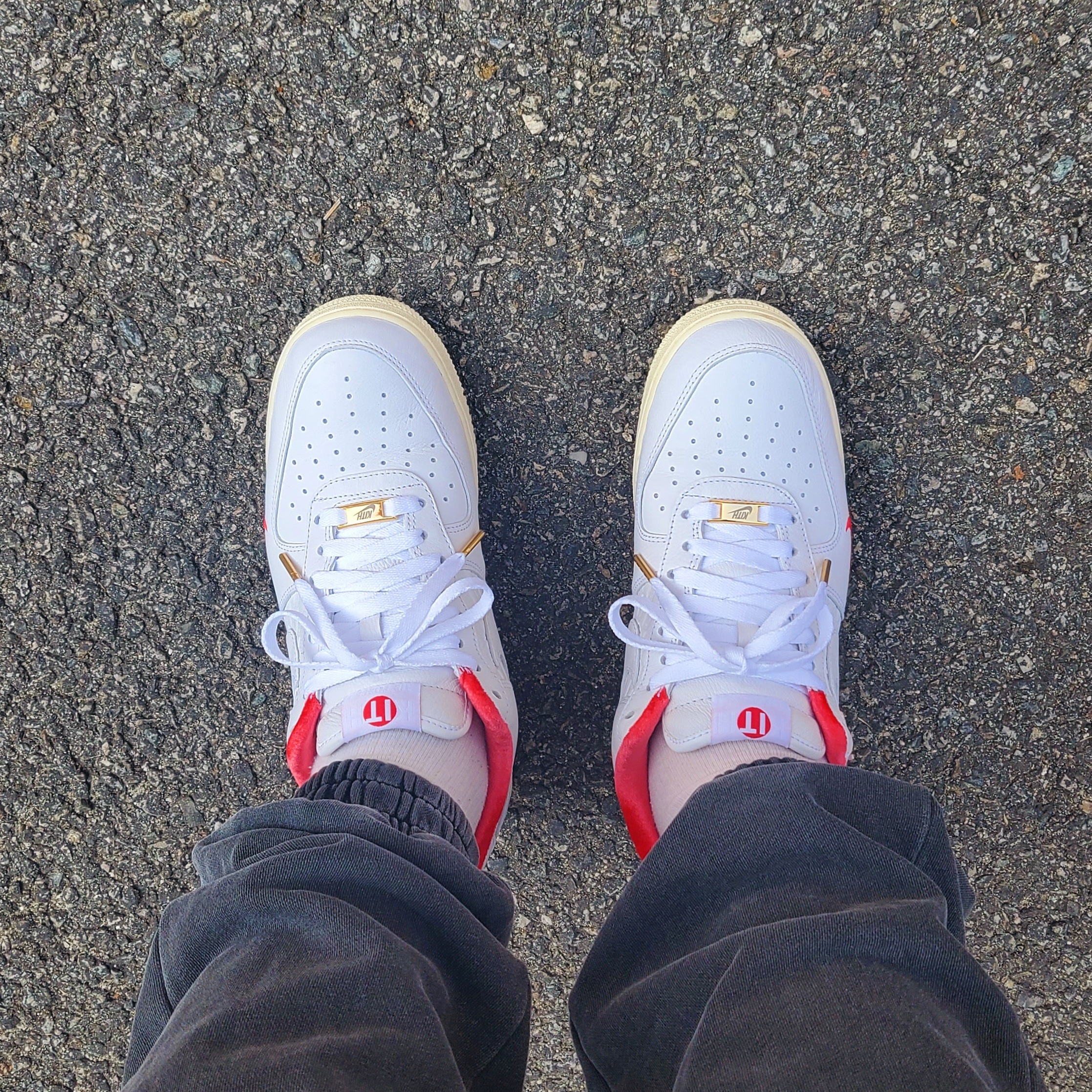 Nike x Kith Air Force 1 Low Japan 착용 스타일 - 5