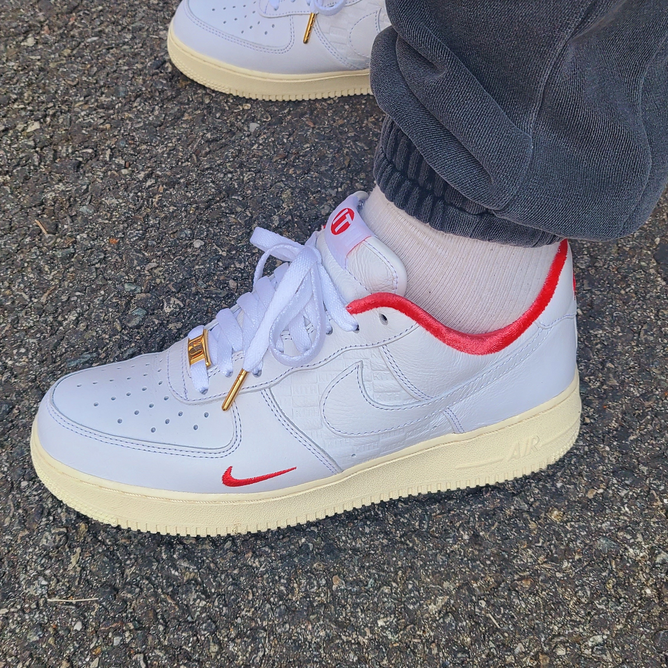 Nike x Kith Air Force 1 Low Japan 착용 스타일 - 1