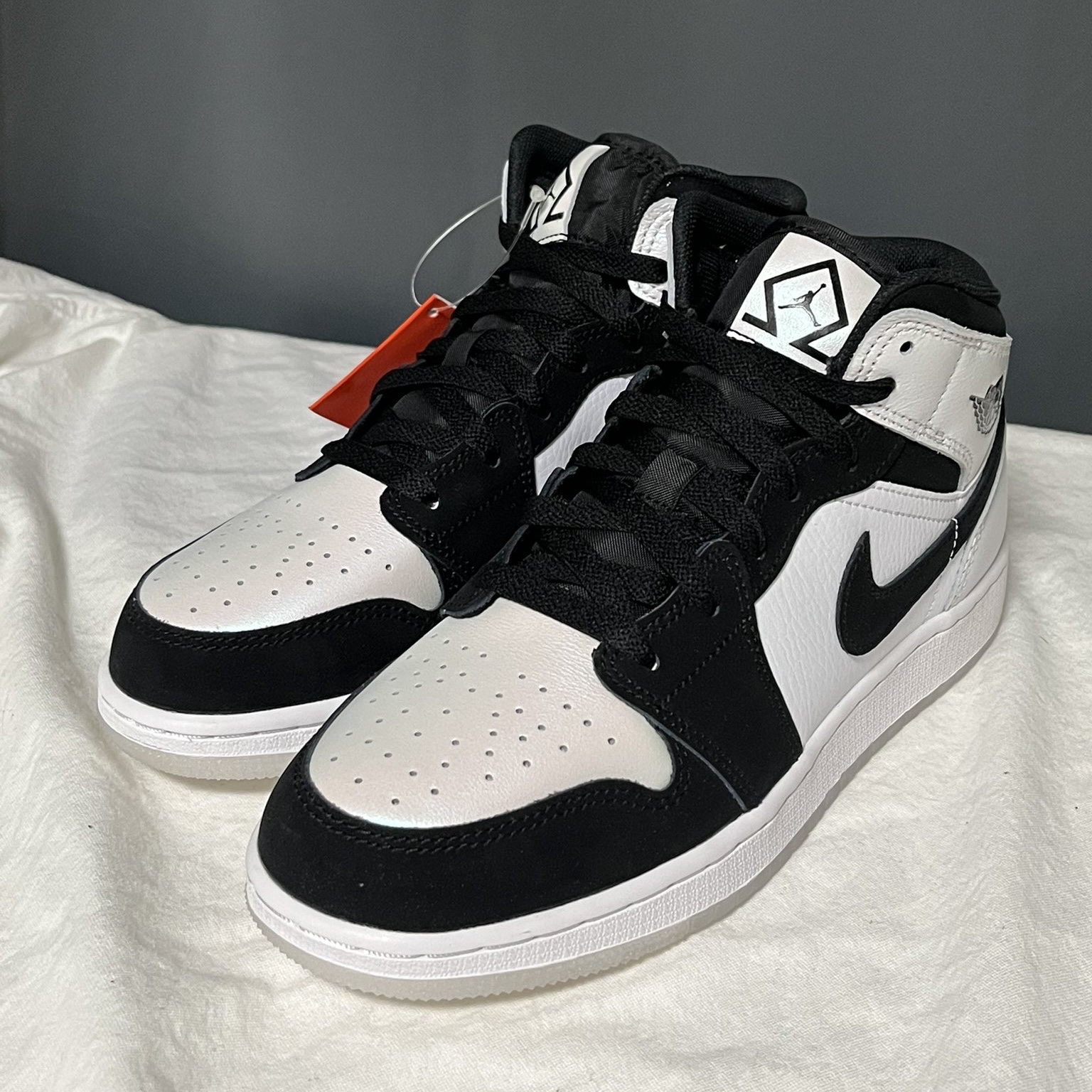 (GS) Jordan 1 Mid SE Diamond, Jordan 1 Mid SE Diamond 착용 스타일