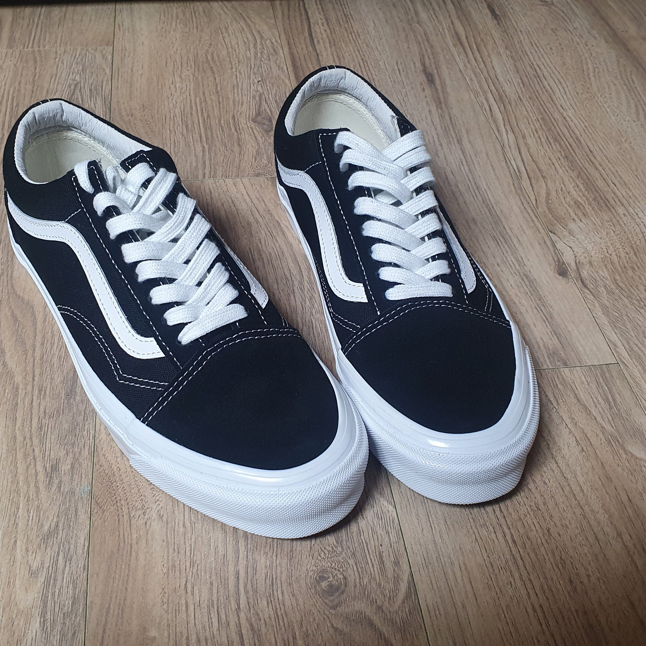 Vans Vault OG Old Skool LX Black 착용 스타일