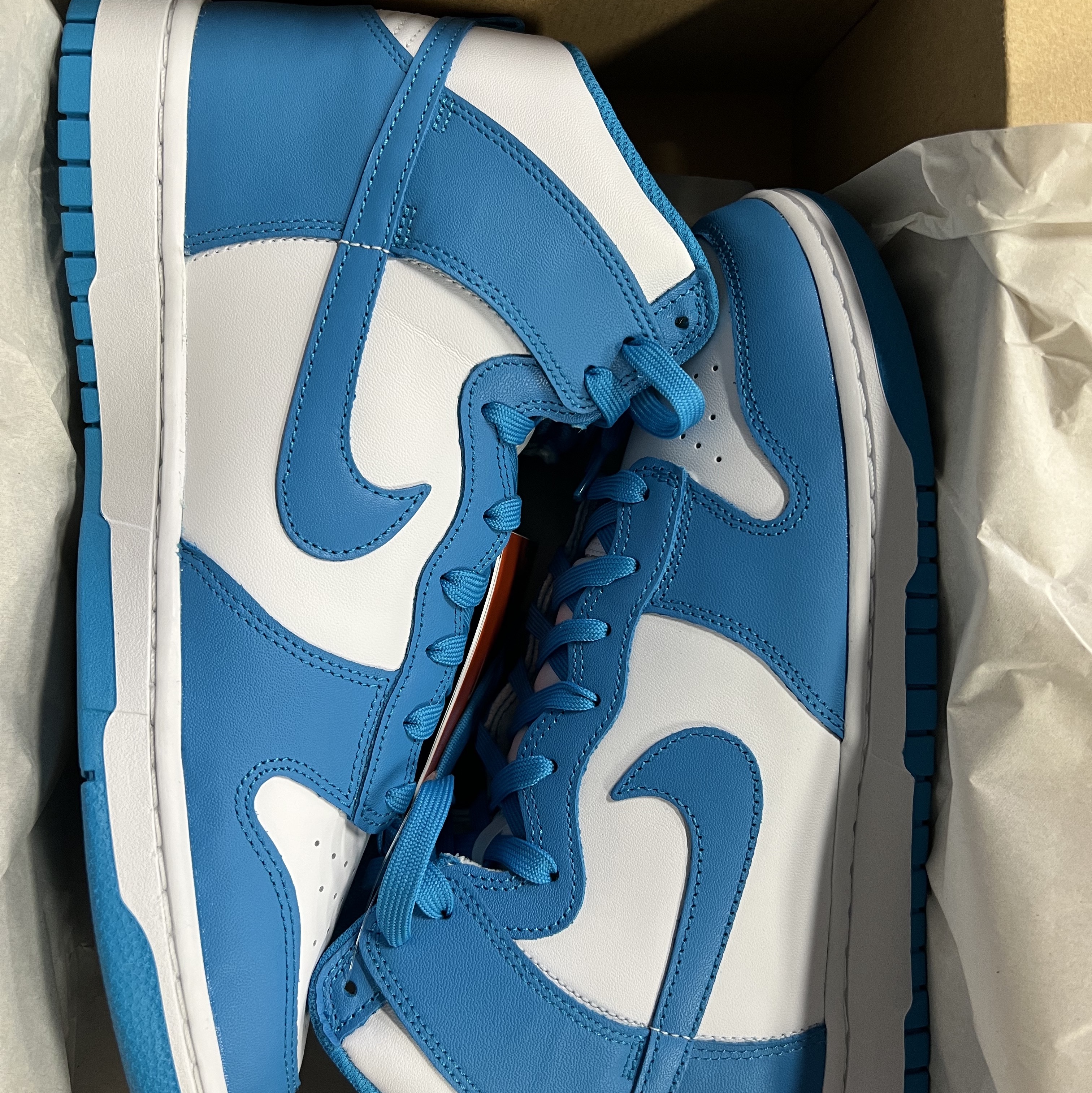 Nike Dunk High Retro Championship Blue 착용 스타일