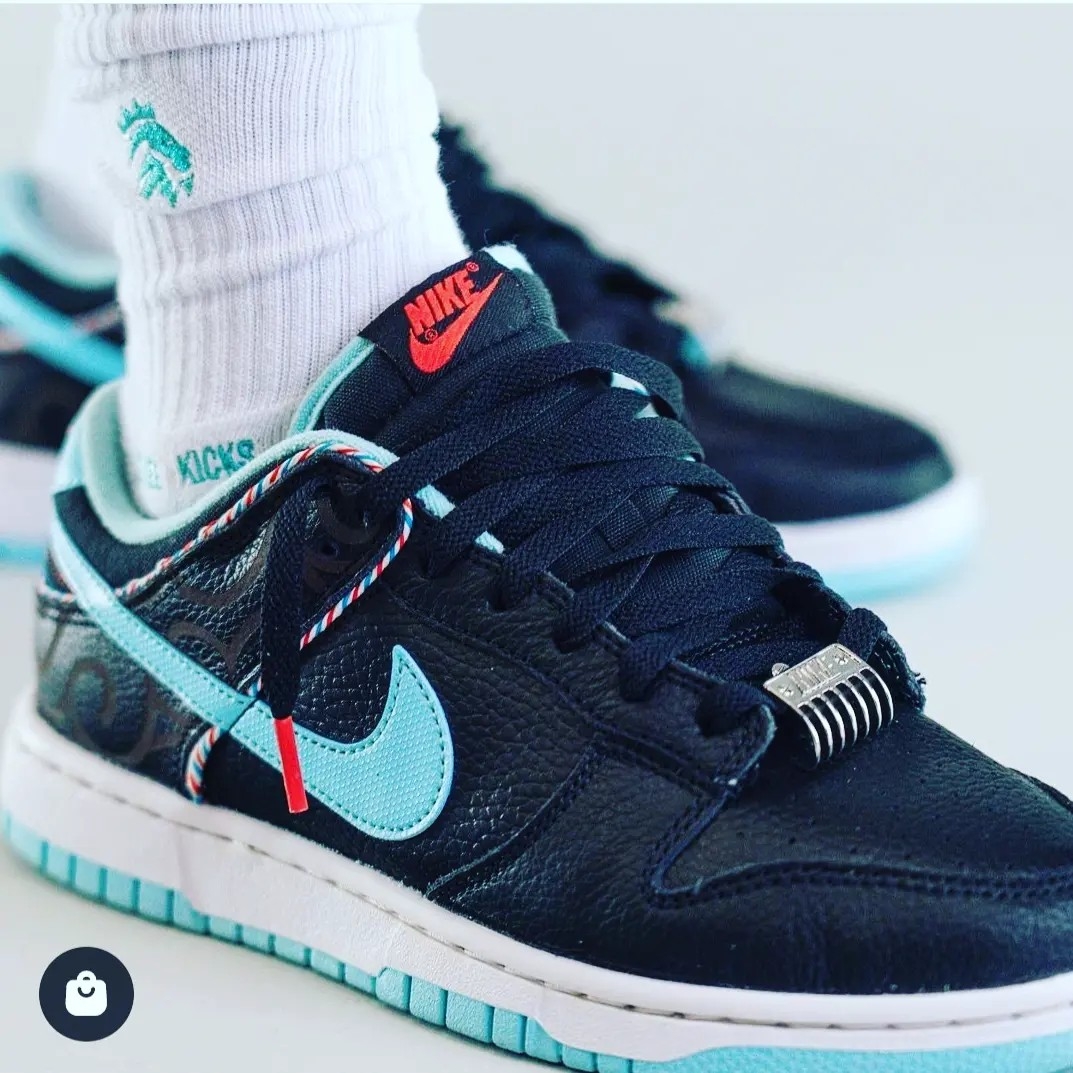 Nike Dunk Low Retro SE Barber Shop Black 착용 스타일 - 1