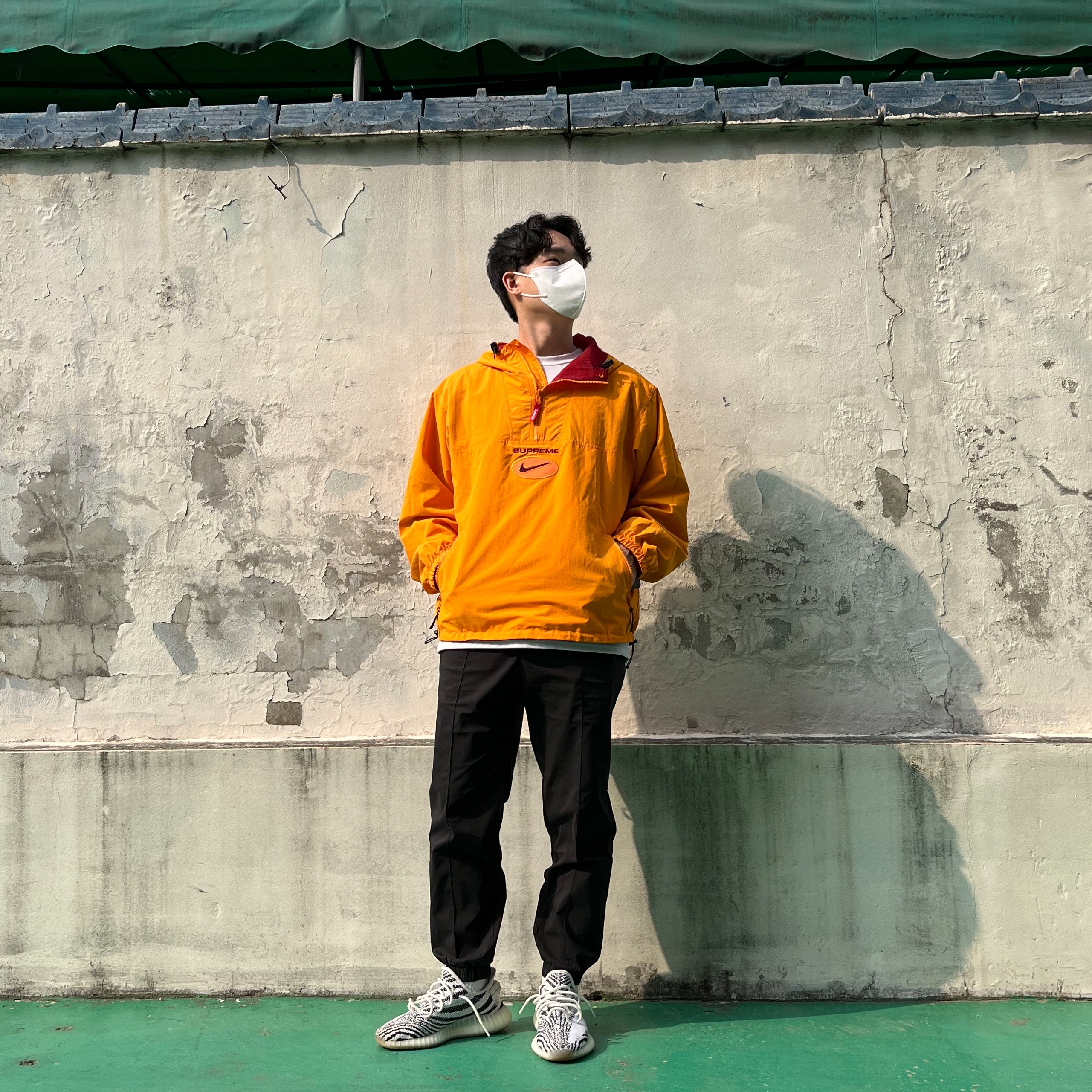 Supreme x Nike Jewel Reversible Ripstop Anorak Orange - 20FW, Adidas Yeezy Boost 350 V2 Zebra 2017/2019/2020 착용 스타일
