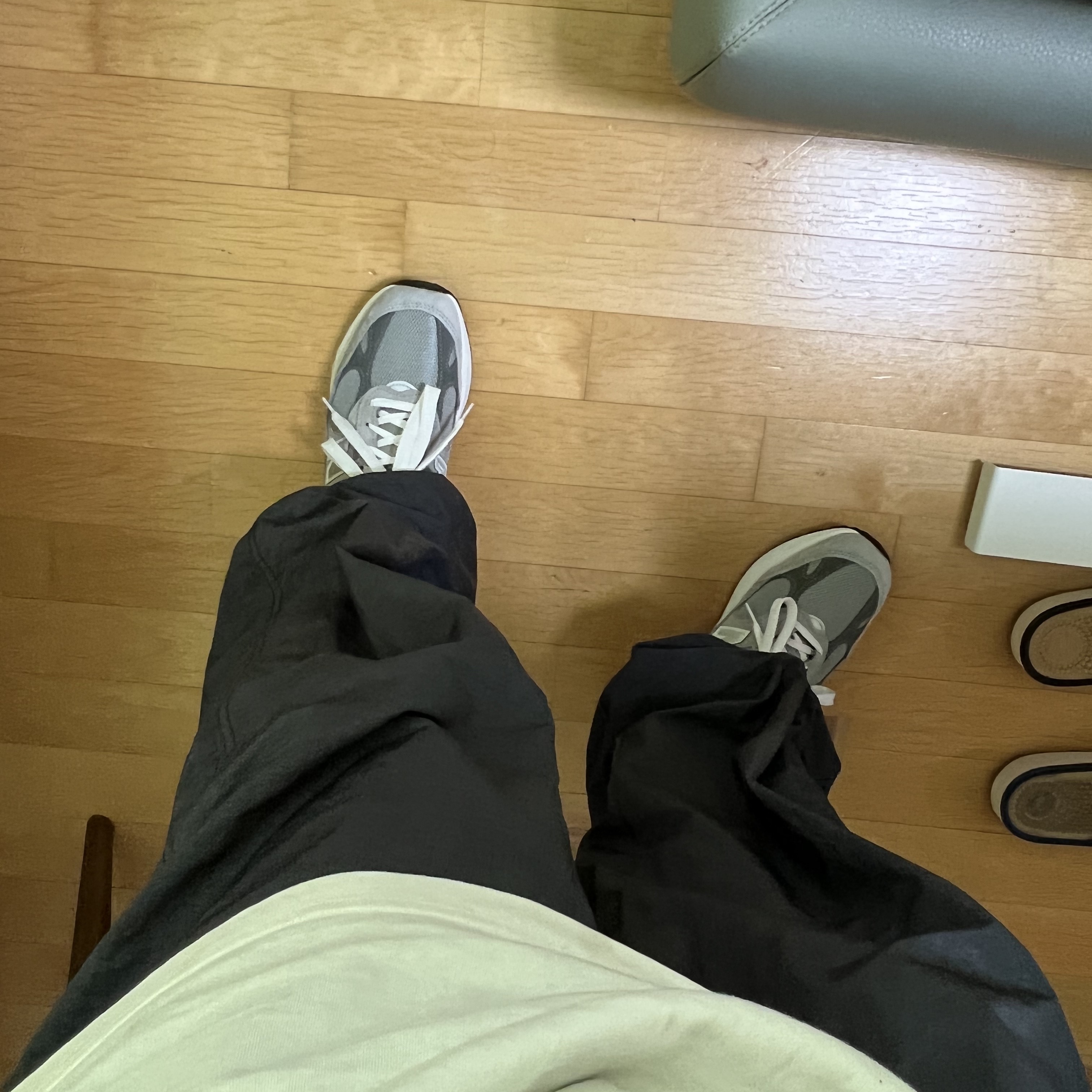 New Balance 993 Made in USA Grey - D Standard, Nike x Stussy Beach Pants Off Noir 착용 스타일