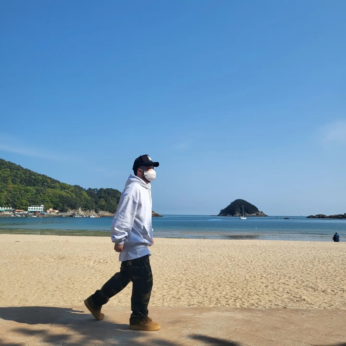 Nike Air Force 1 '07 WB Flax 착용 스타일 - 2