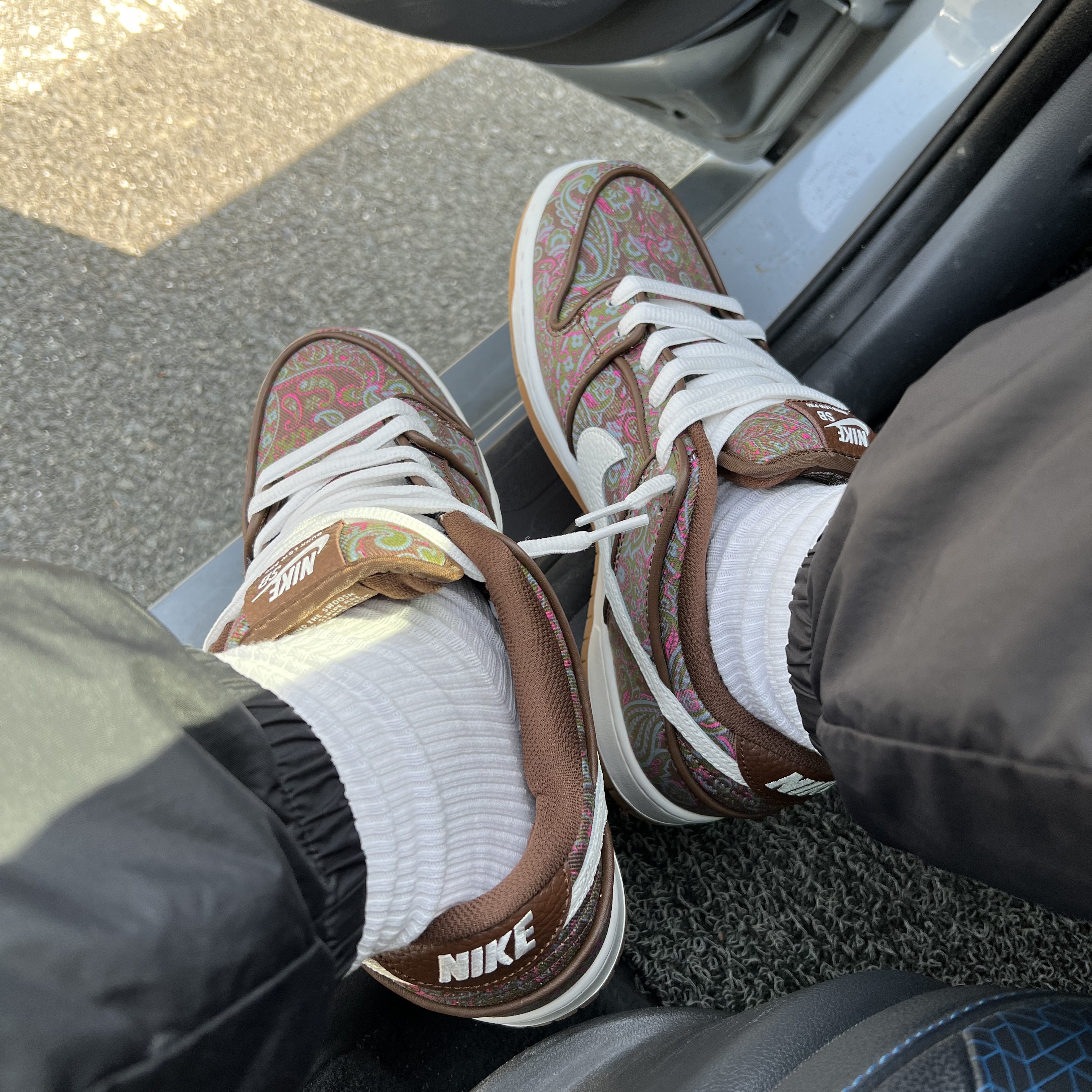 Nike SB Dunk Low Pro Premium Paisley 착용 스타일 - 2