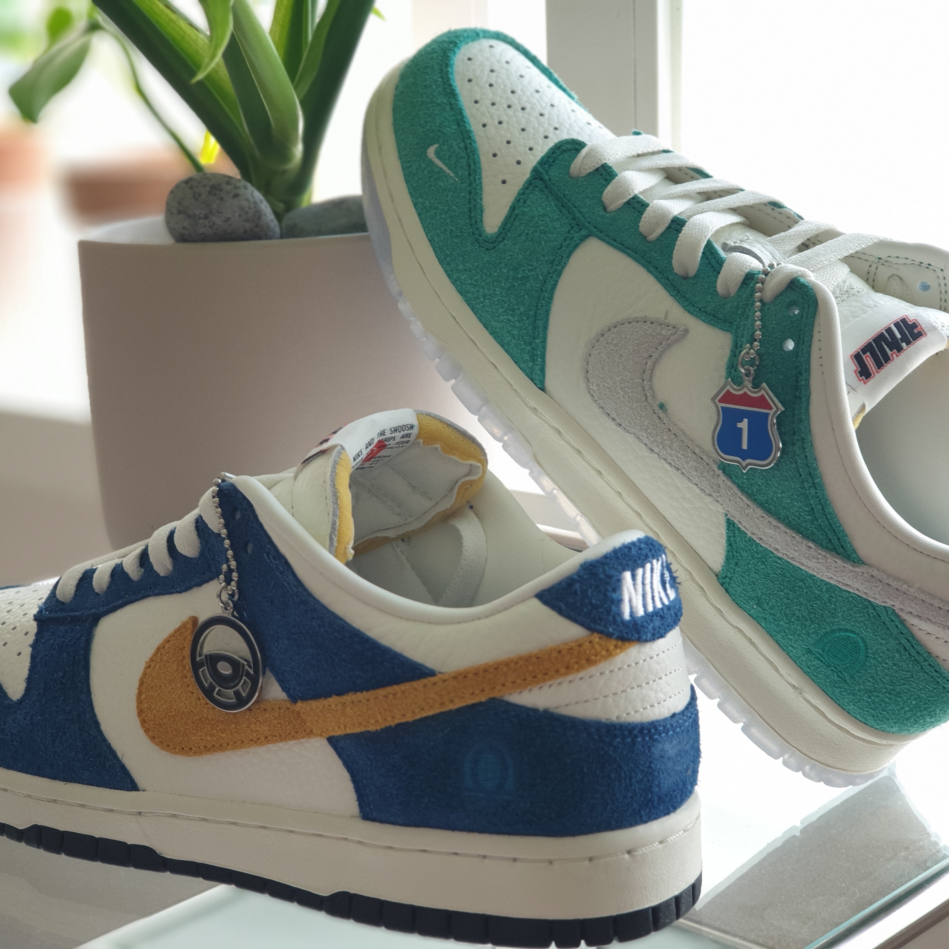 Nike x Kasina Dunk Low 80's Bus, Nike x Kasina Dunk Low Road Sign - Kasina Exclusive 착용 스타일