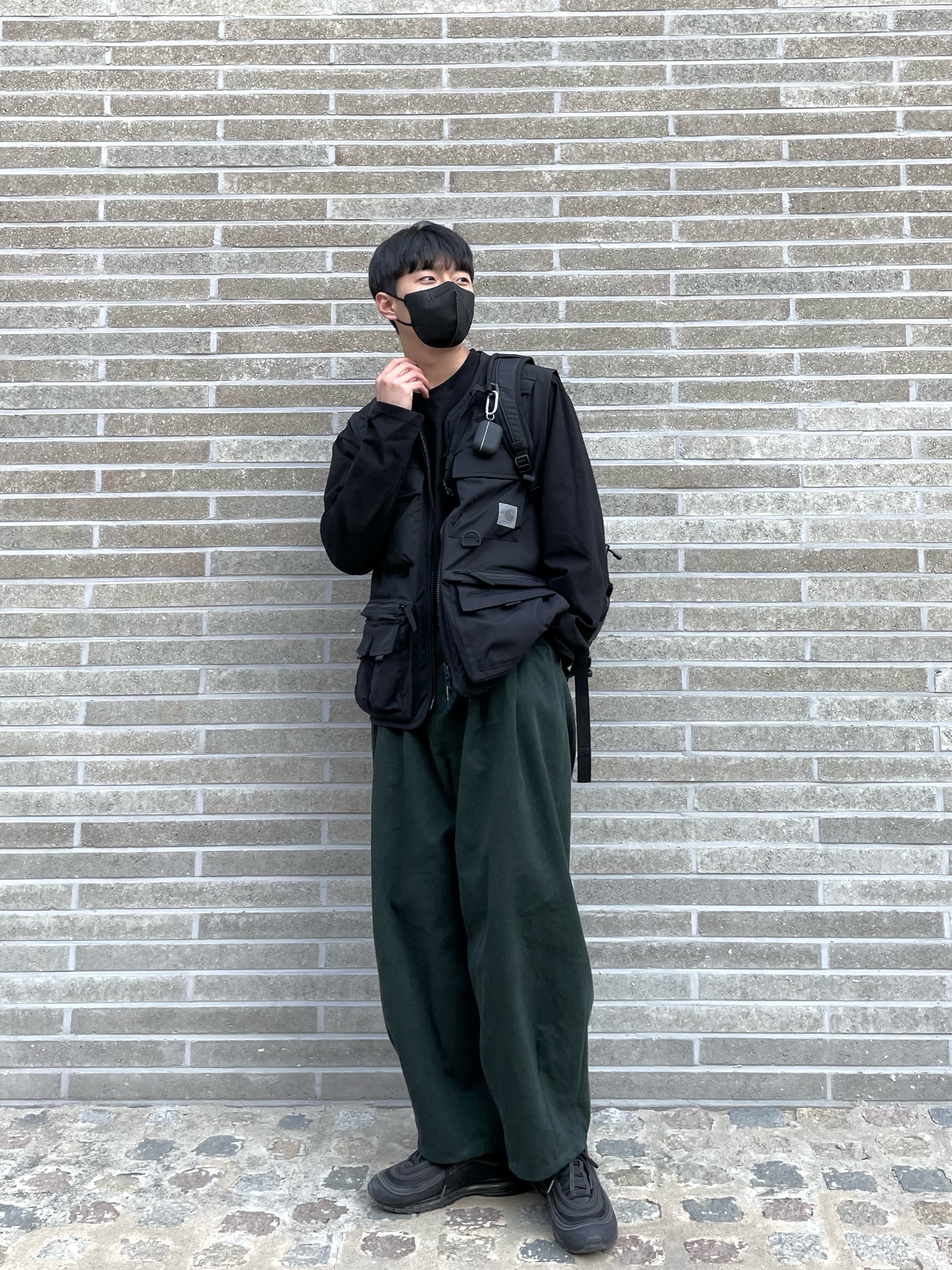 Nike Air Max 97 Triple Black 착용 스타일 - 1