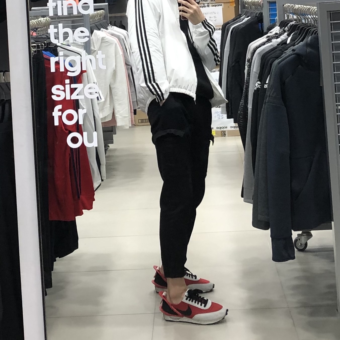 (W) Nike x Undercover Daybreak University Red 착용 스타일