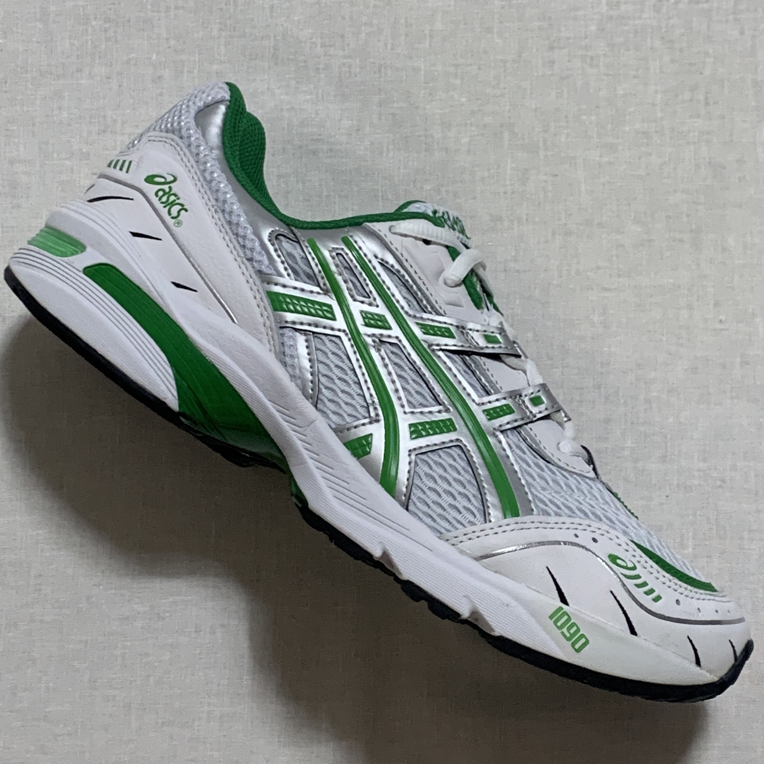 Asics Gel-1090 White Green 착용 스타일 - 2