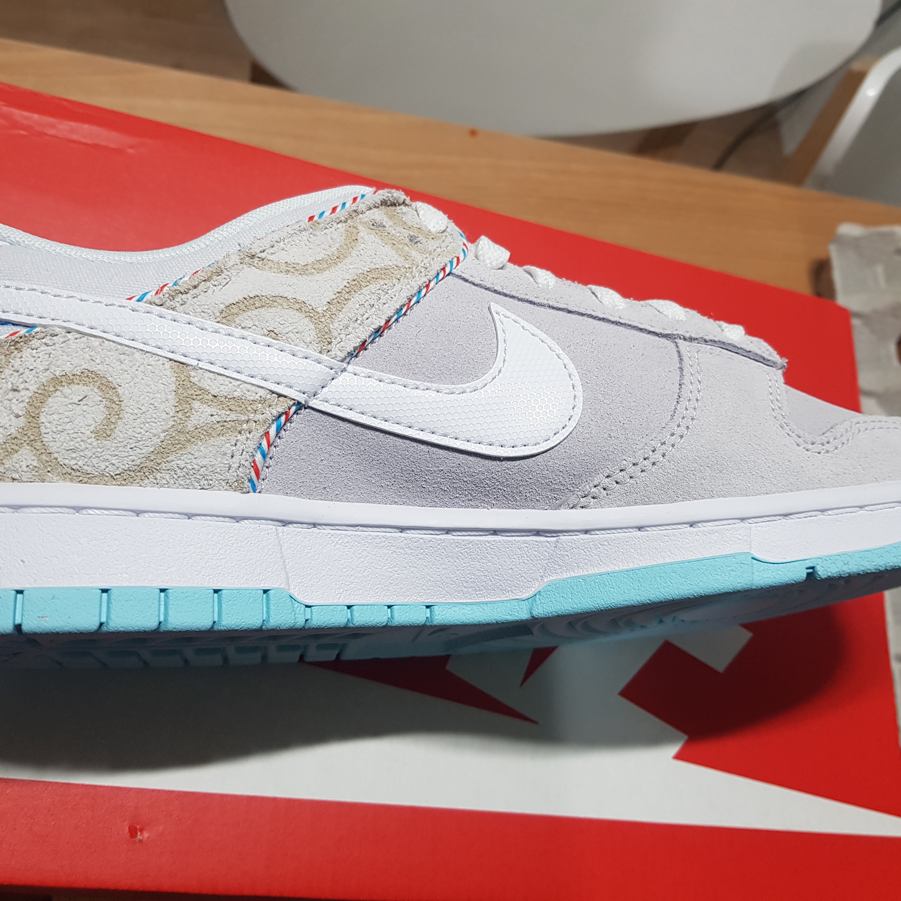 Nike Dunk Low Retro SE Barber Shop Grey 착용 스타일 - 2
