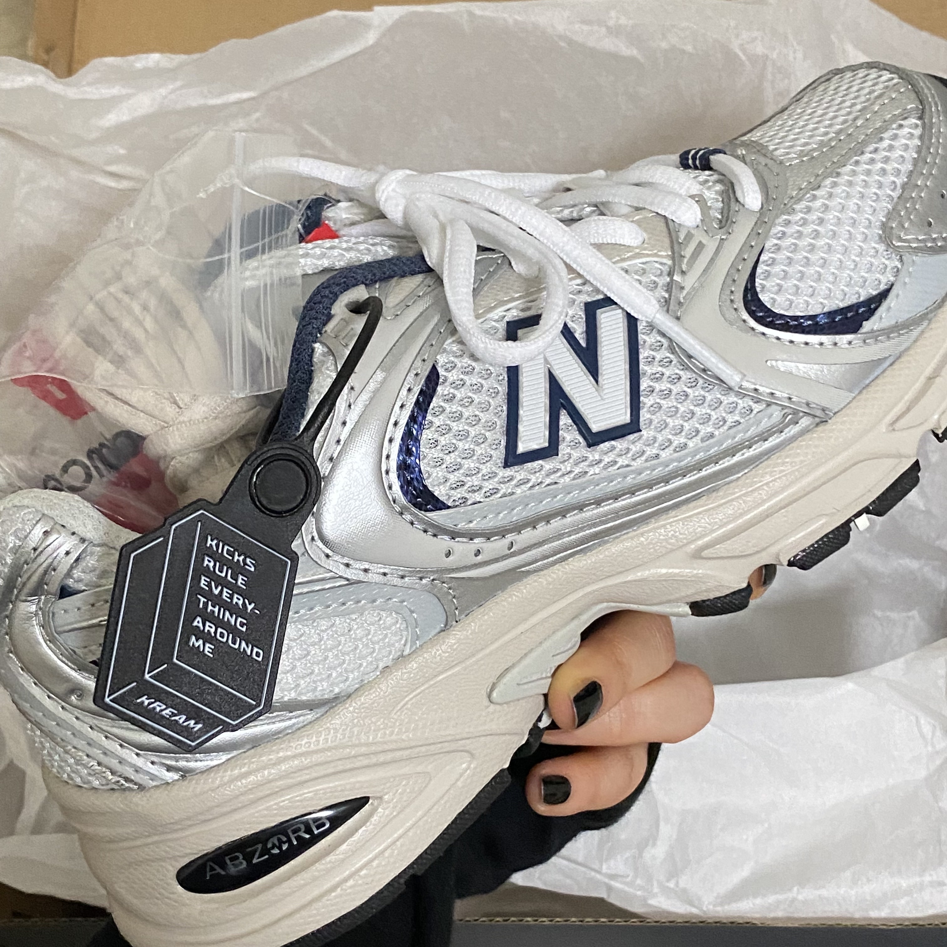 New Balance 530 Steel Grey 착용 스타일