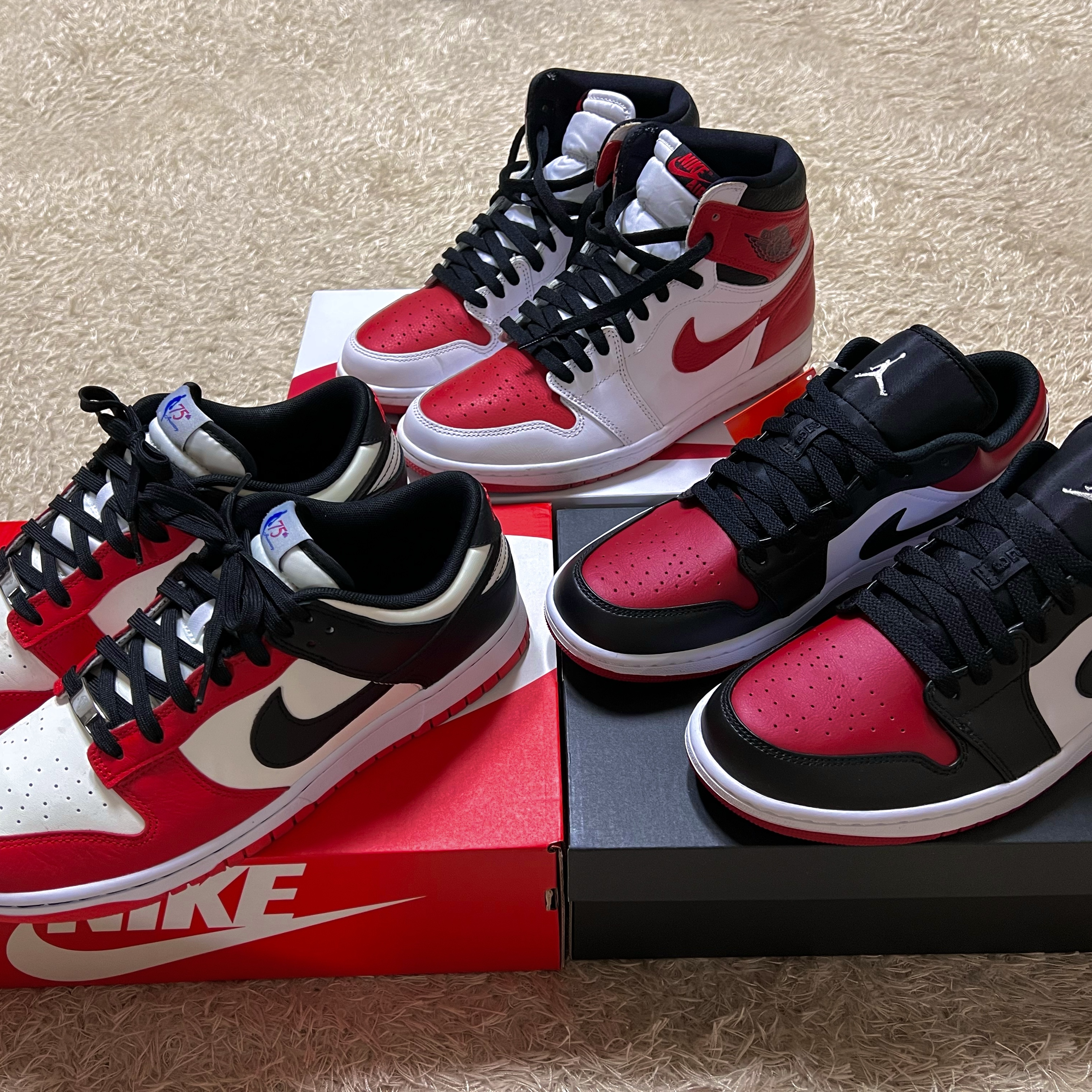 Nike x NBA Dunk Low Retro EMB Black and Chile Red, Jordan 1 Low Bred Toe 착용 스타일