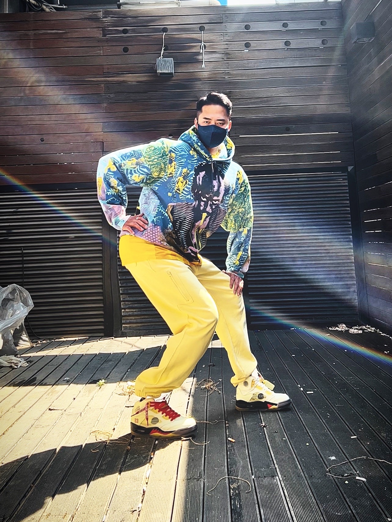 Supreme Bleed Logo S/S Top White - 20FW, Supreme Miles Davis Hooded SweatShirt Blue - 20SS 착용 스타일 - 2