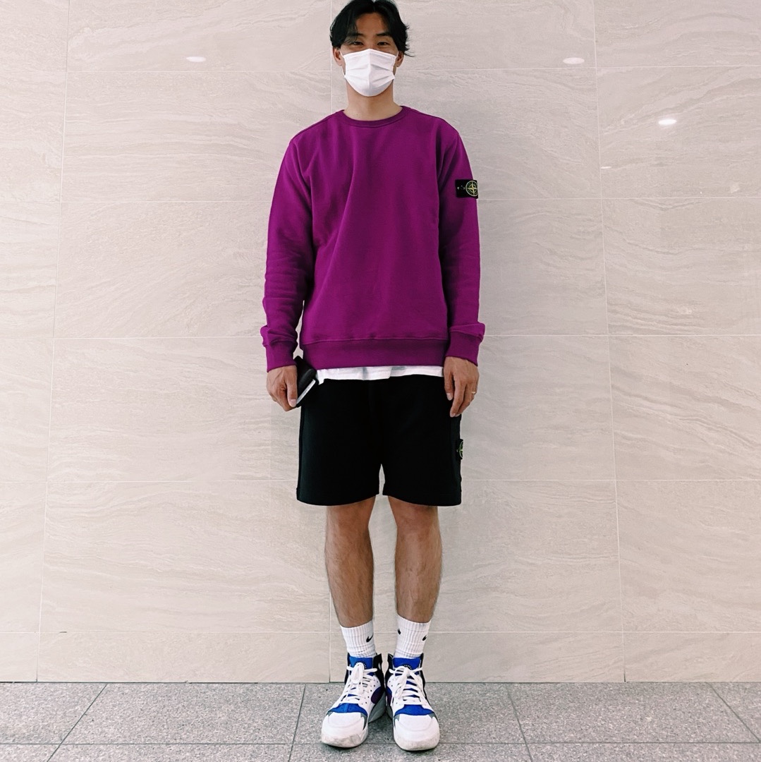 Nike Air Huarache 91 Purple Punch, Stone Island 63020 Crewneck Sweatshirt Violet - 21FW 착용 스타일