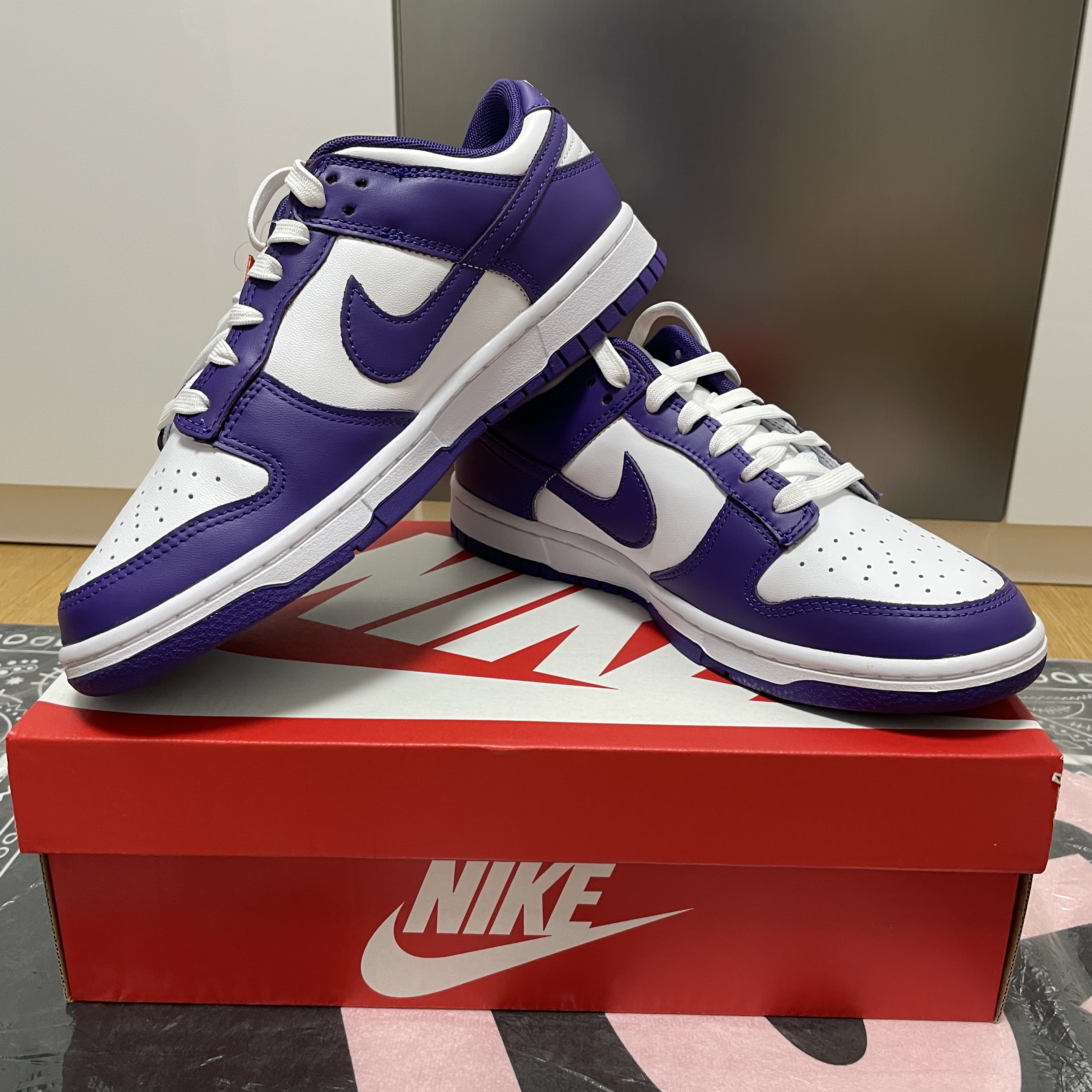 Nike Dunk Low Retro Black, Nike Dunk Low Retro Championship Court Purple 착용 스타일 - 2