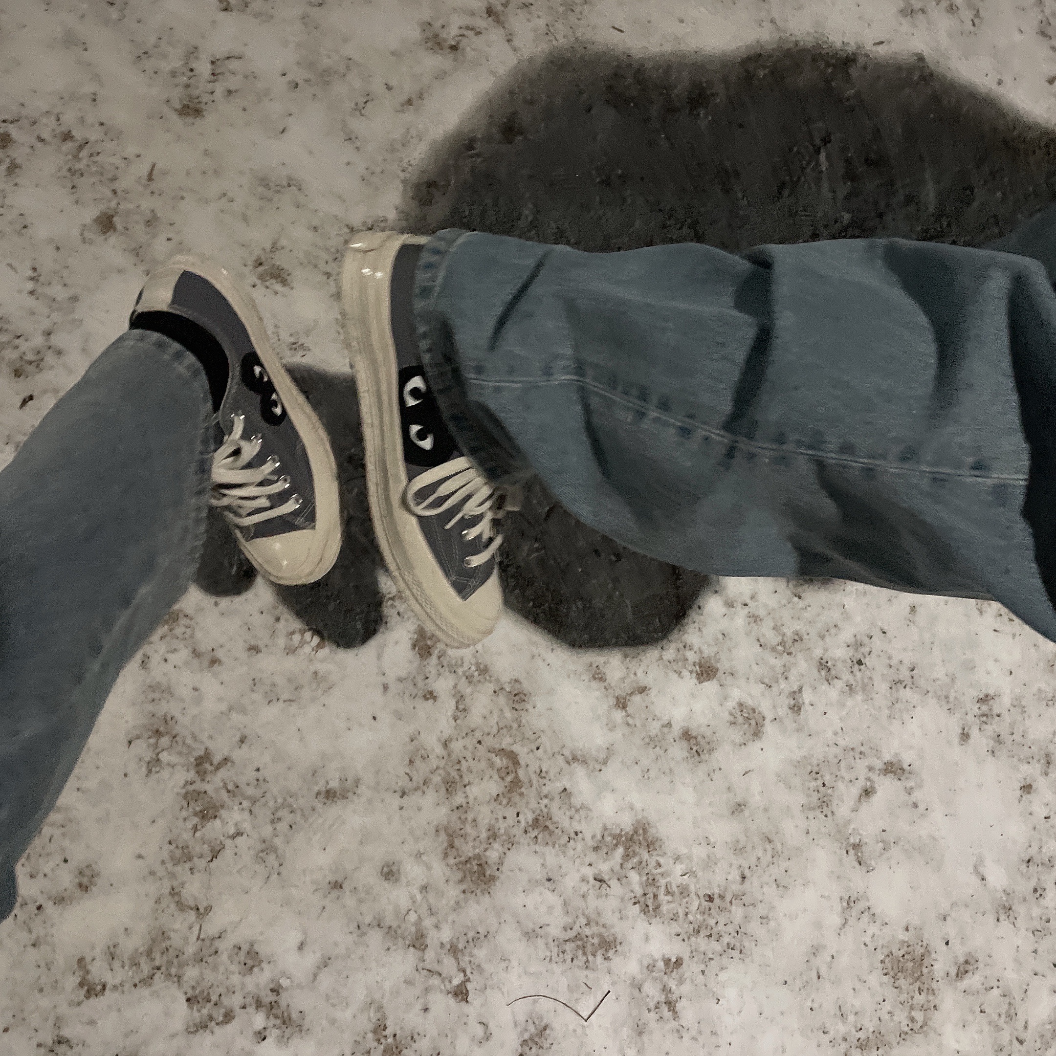 Converse x Play Comme des Garcons Chuck 70 Ox Steel Gray 착용 스타일 - 5