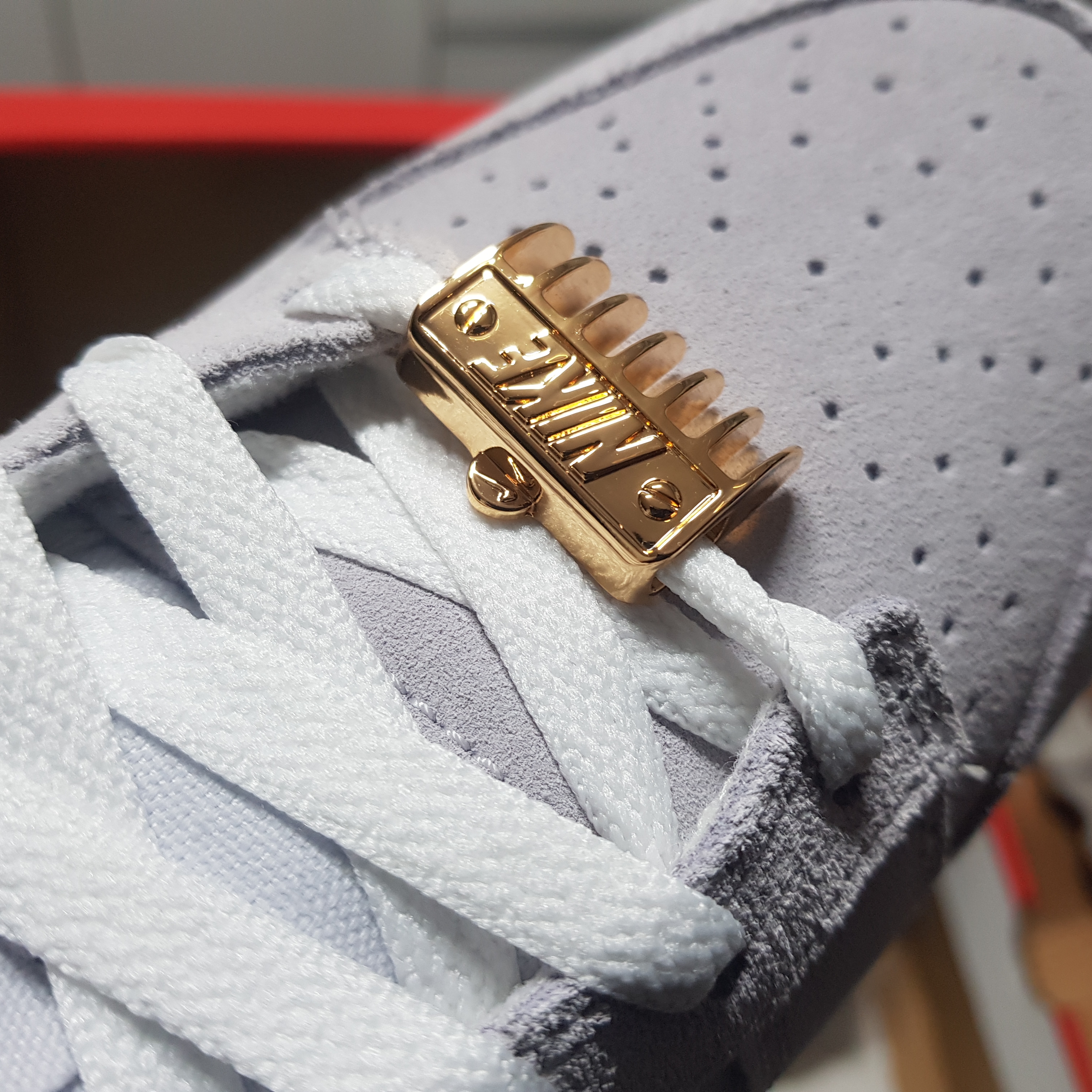 Nike Dunk Low Retro SE Barber Shop Grey 착용 스타일 - 1