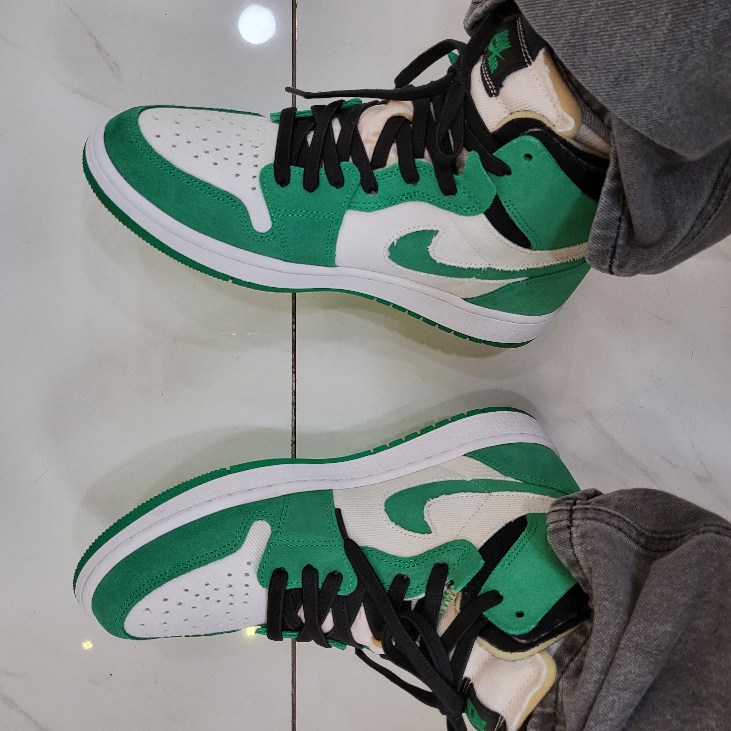 Jordan 1 Zoom Air CMFT Stadium Green 착용 스타일 - 2