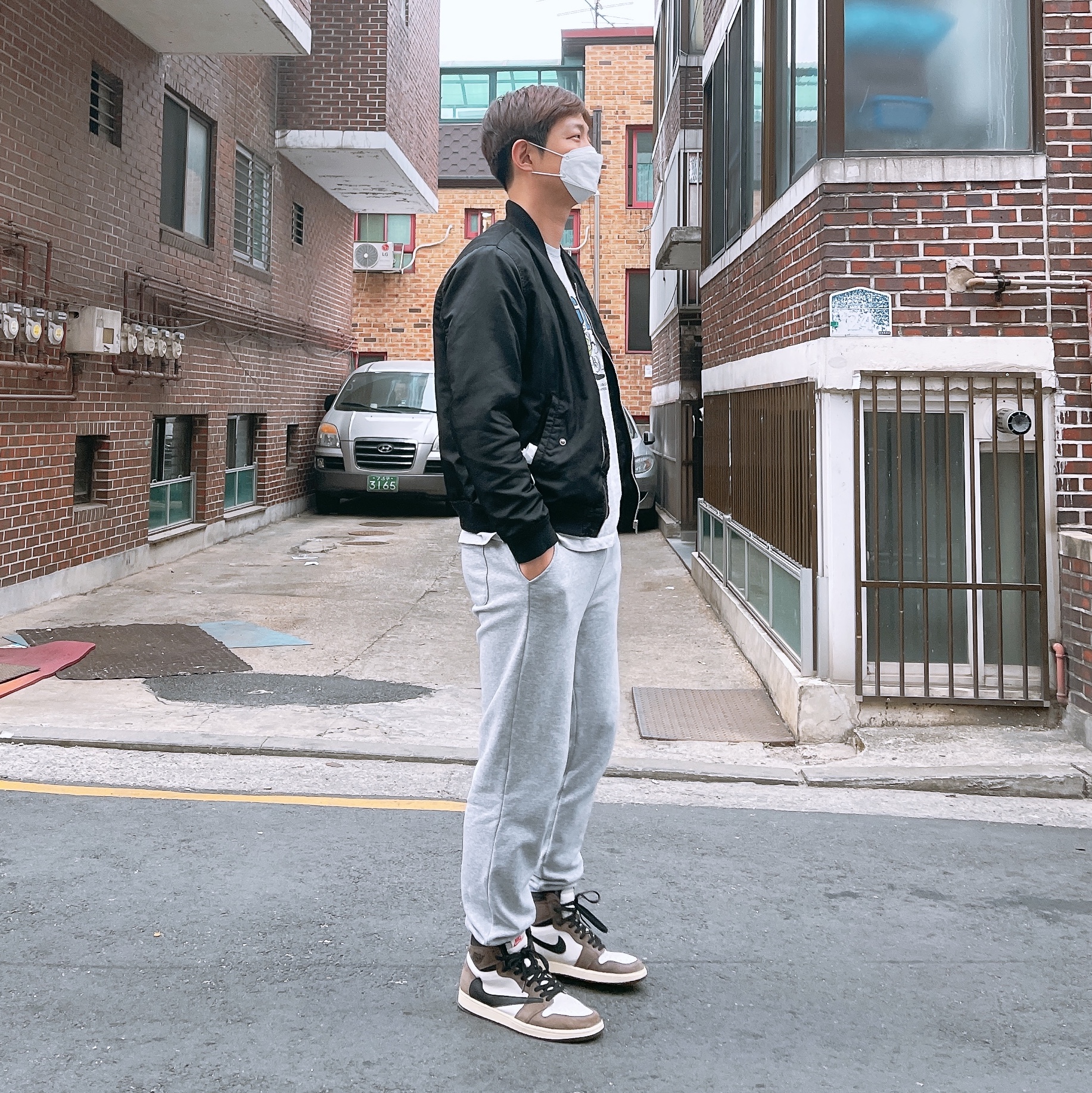 Jordan 1 x Travis Scott Retro High OG SP Mocha 착용 스타일