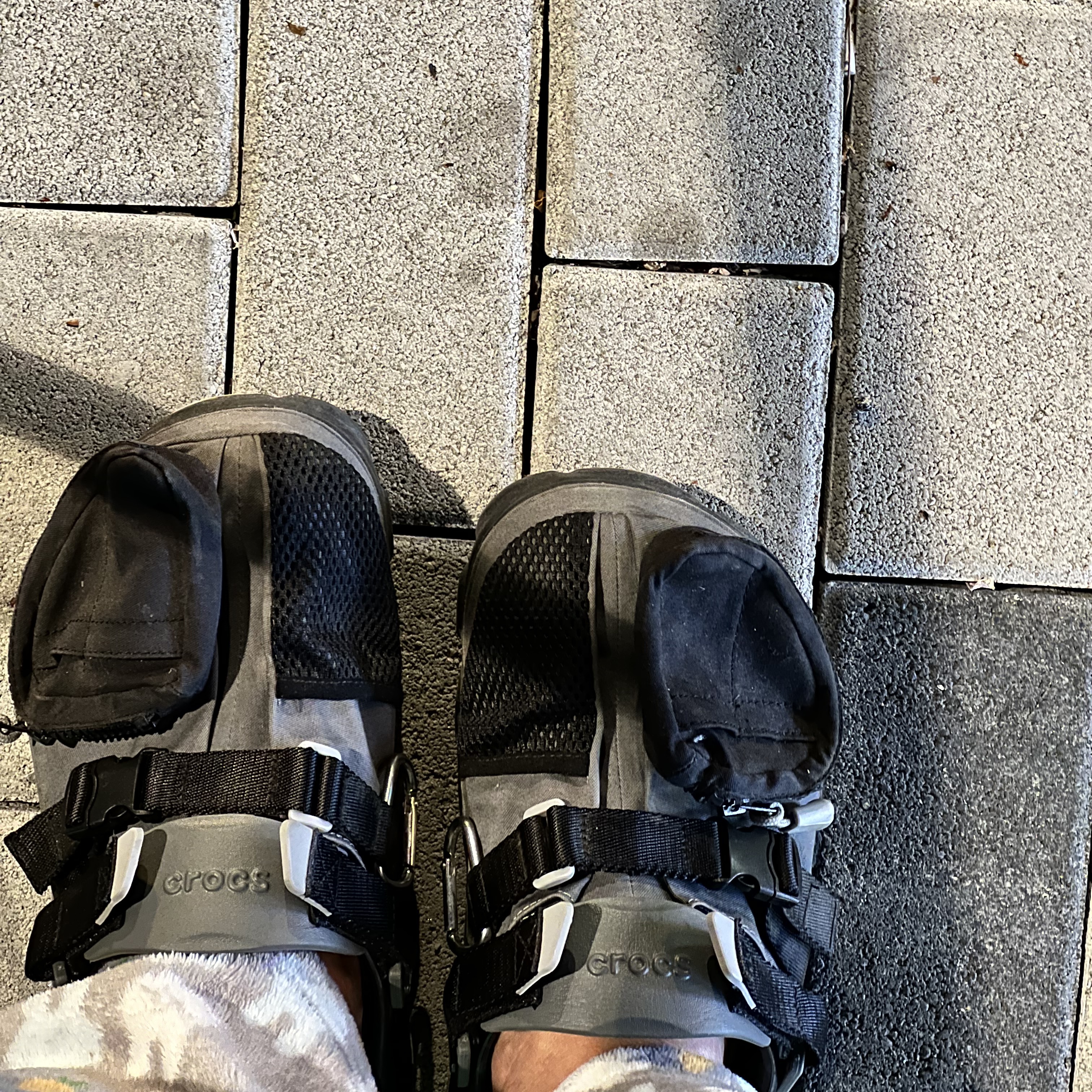 Crocs x Pleasures All Terrain Clog Black 착용 스타일