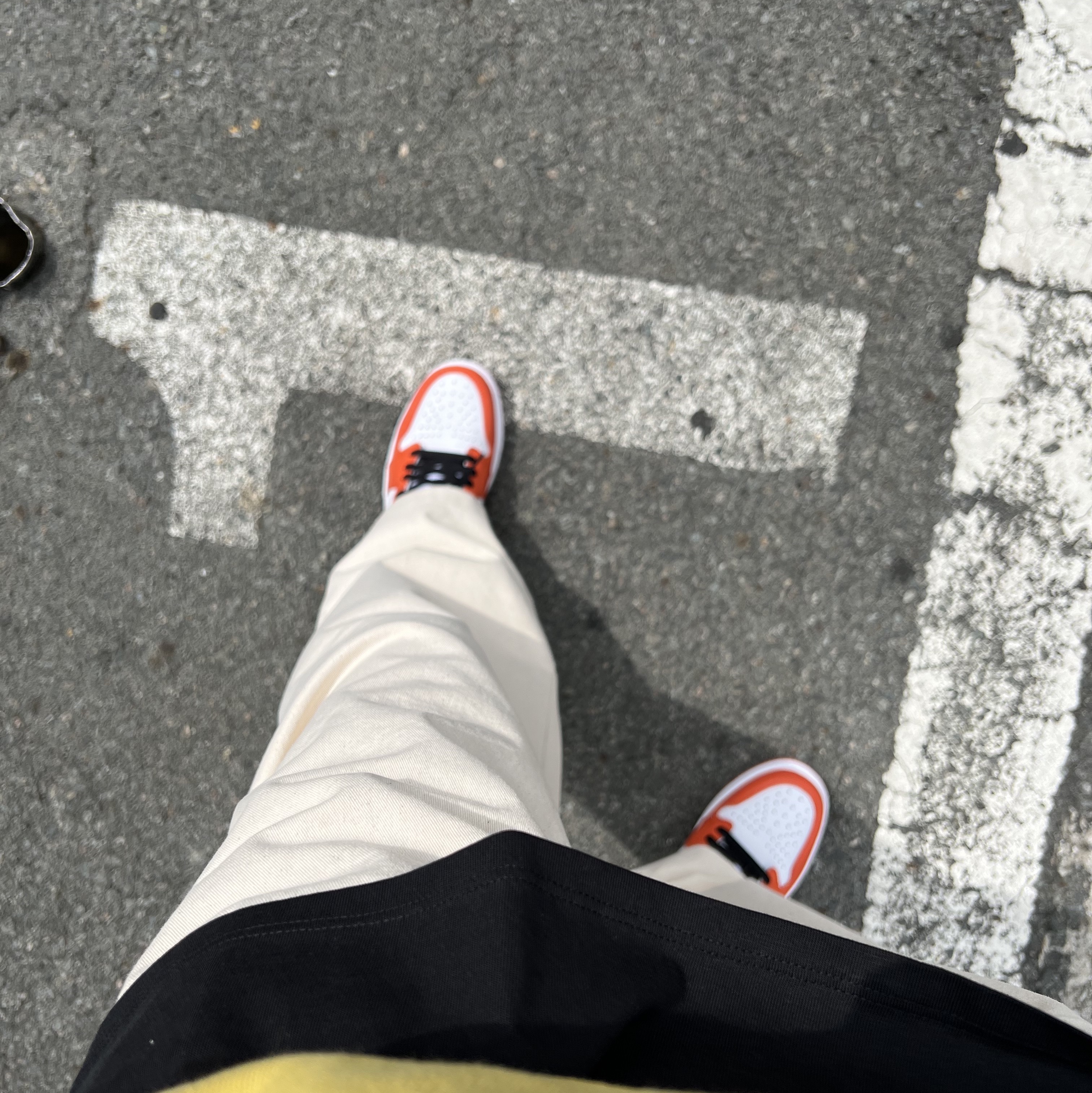 Jordan 1 Low OG Starfish 착용 스타일