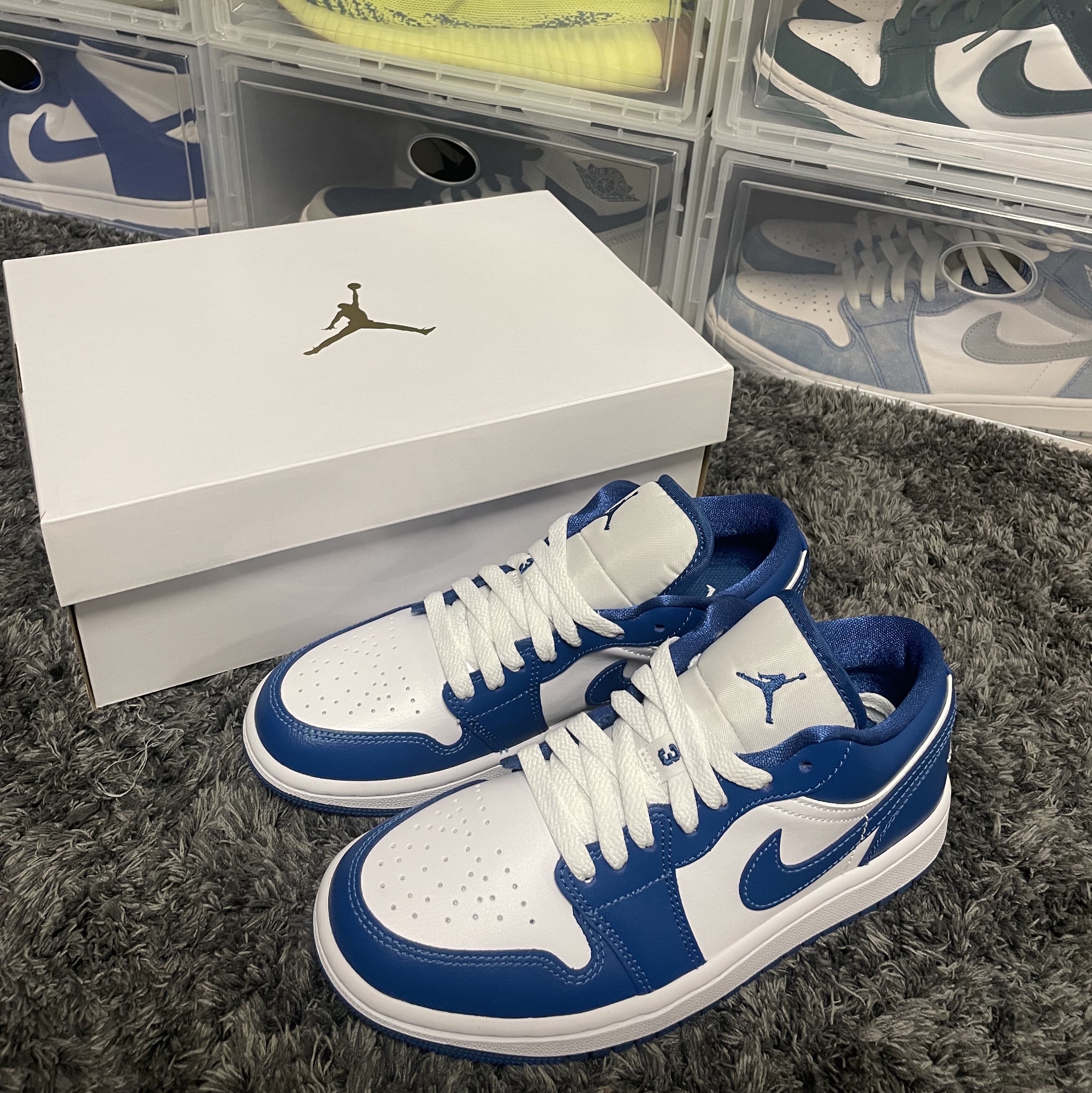 (W) Nike Dunk Low Disrupt 2 White and University Blue, (W) Jordan 1 Low White Dark Marina Blue 착용 스타일 - 2
