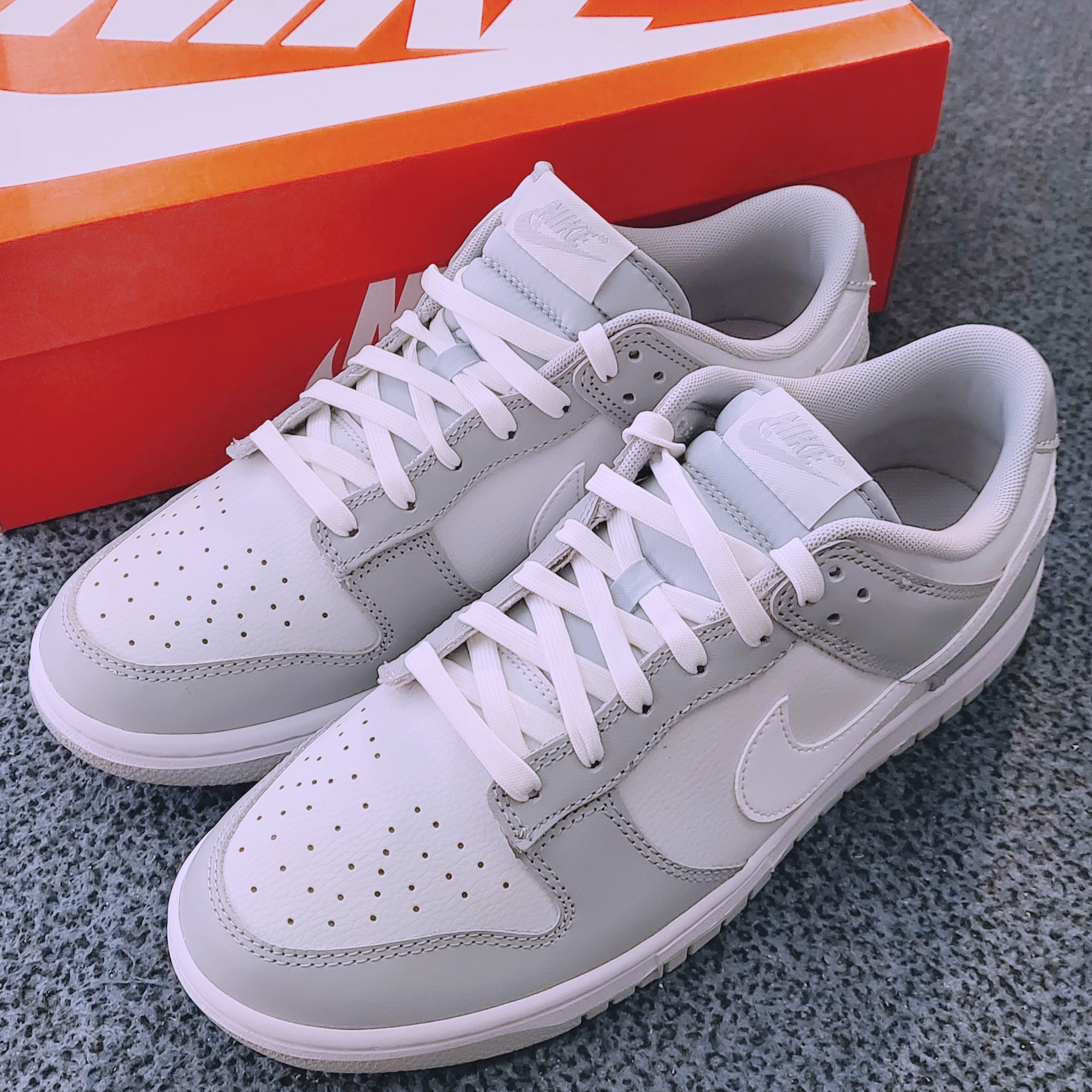 Nike Dunk Low Retro Wolf Grey 착용 스타일