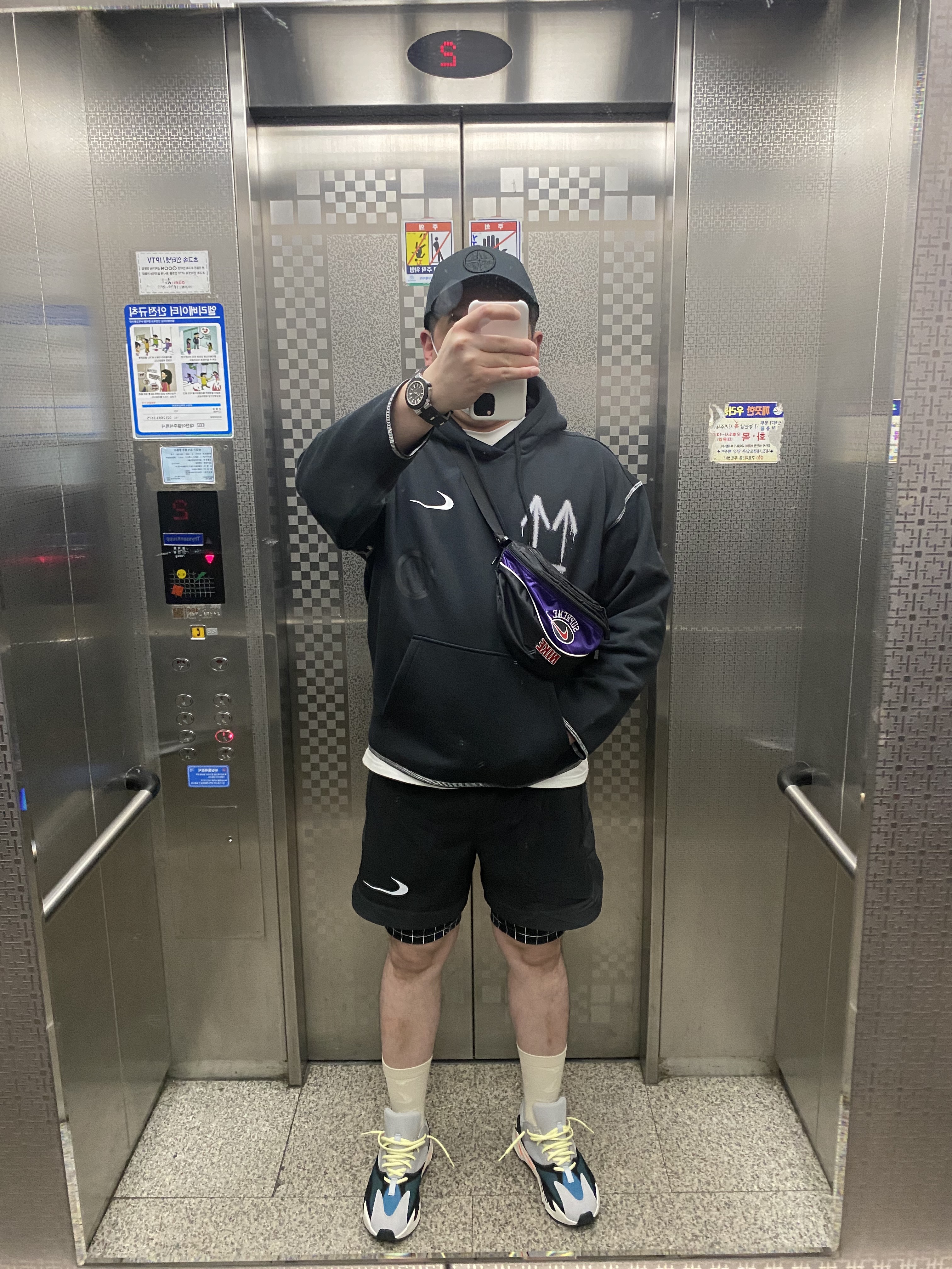 Nike x Off-White NRG Shorts Black, Nike x Off-White NRG RU Hoodie 착용 스타일