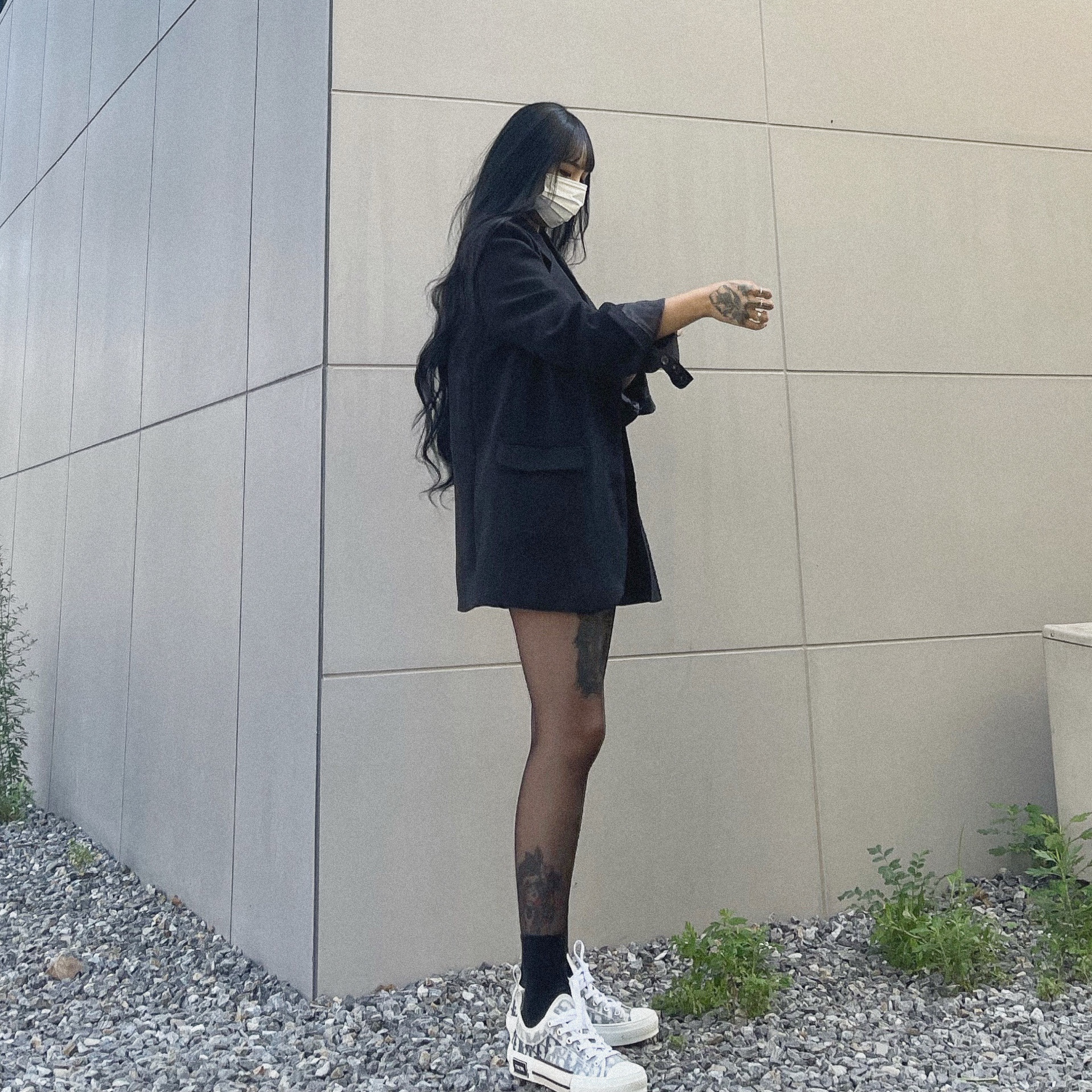 Dior B23 Low Dior Oblique White & Black 착용 스타일