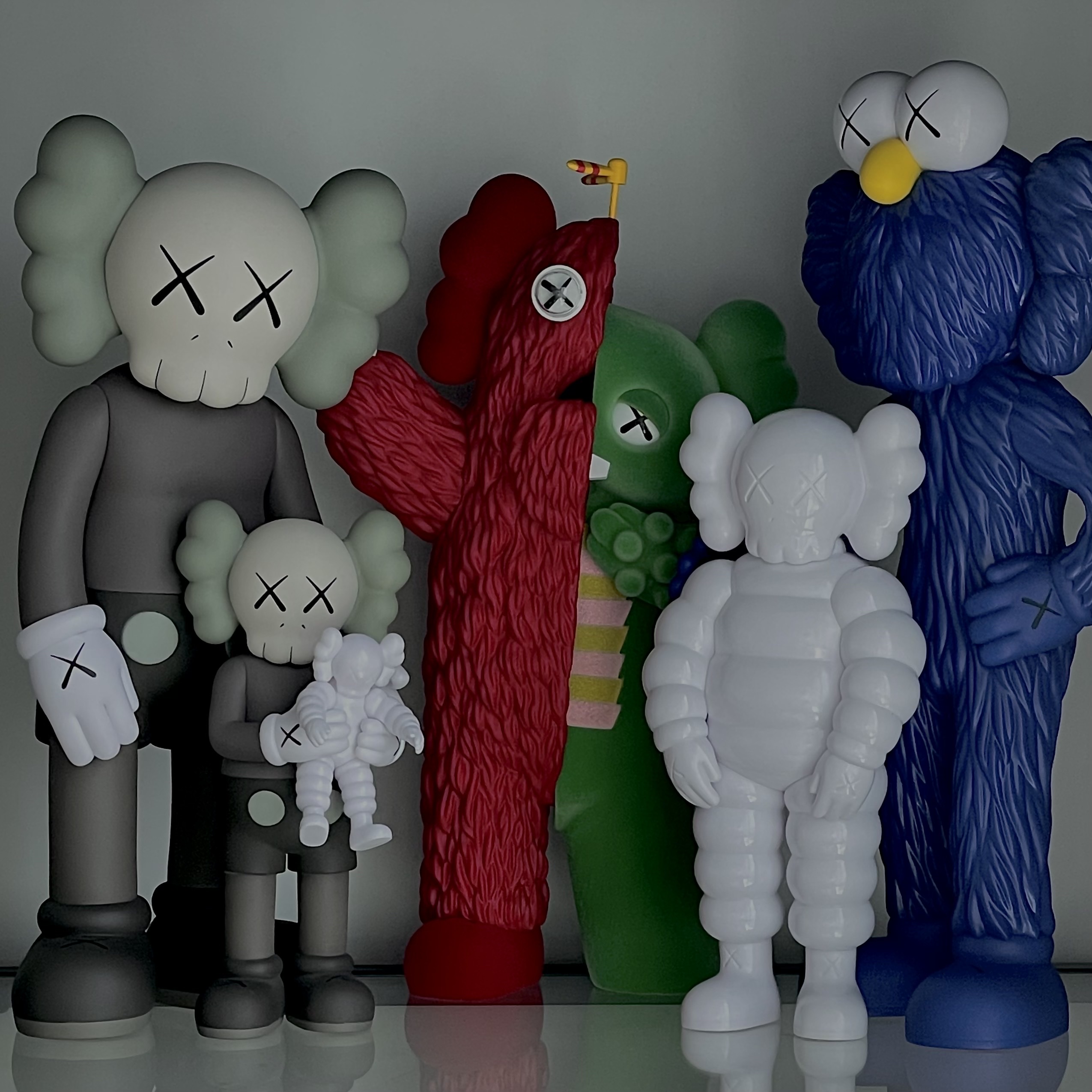 KAWS Figures Brown/Blue/White 未開封 ブラウン/ブルー