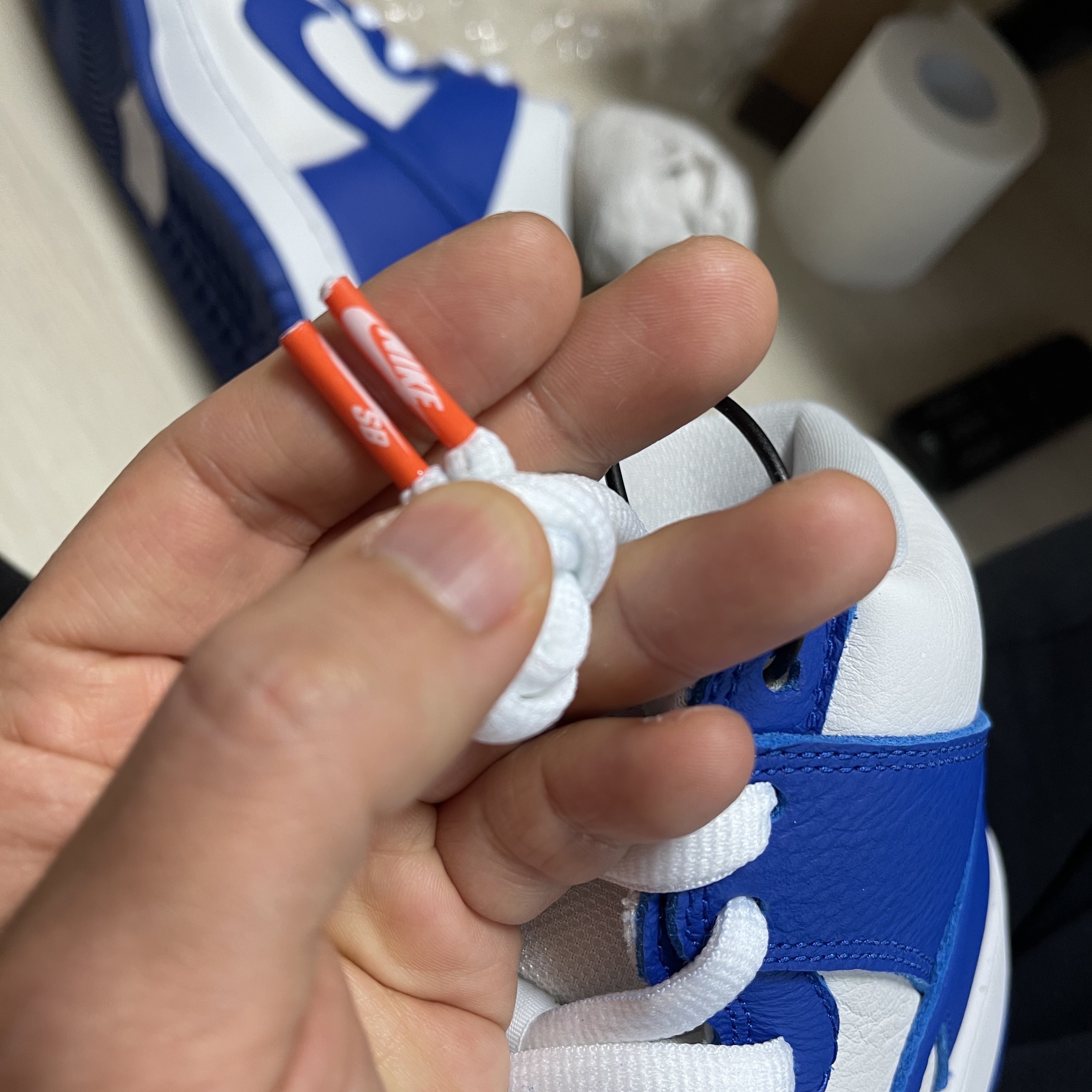 Nike SB Dunk High Pro ISO Kentucky 착용 스타일 - 4
