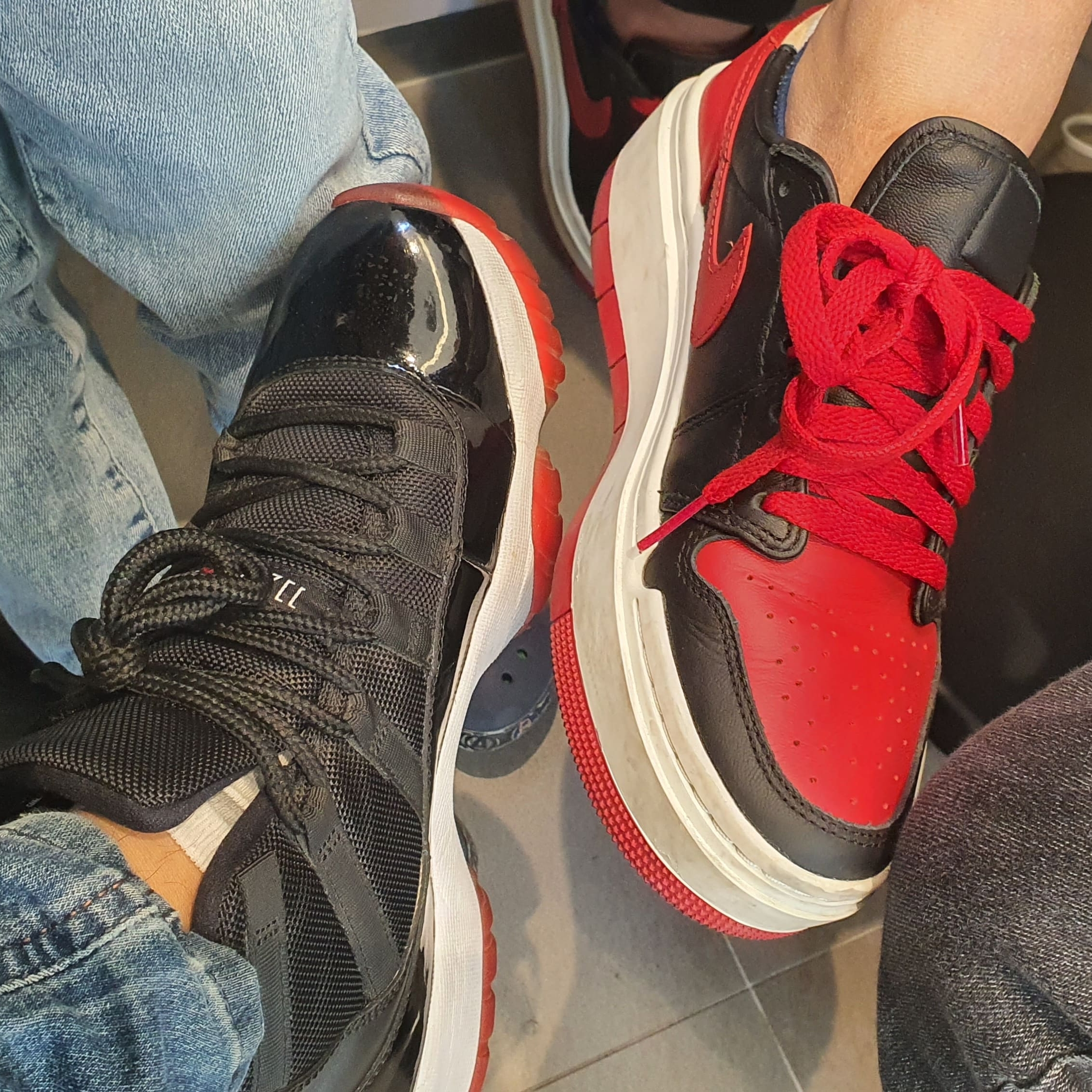 Jordan 11 Retro Bred 2019, (W) Jordan 1 Elevate Low SE Bred 착용 스타일