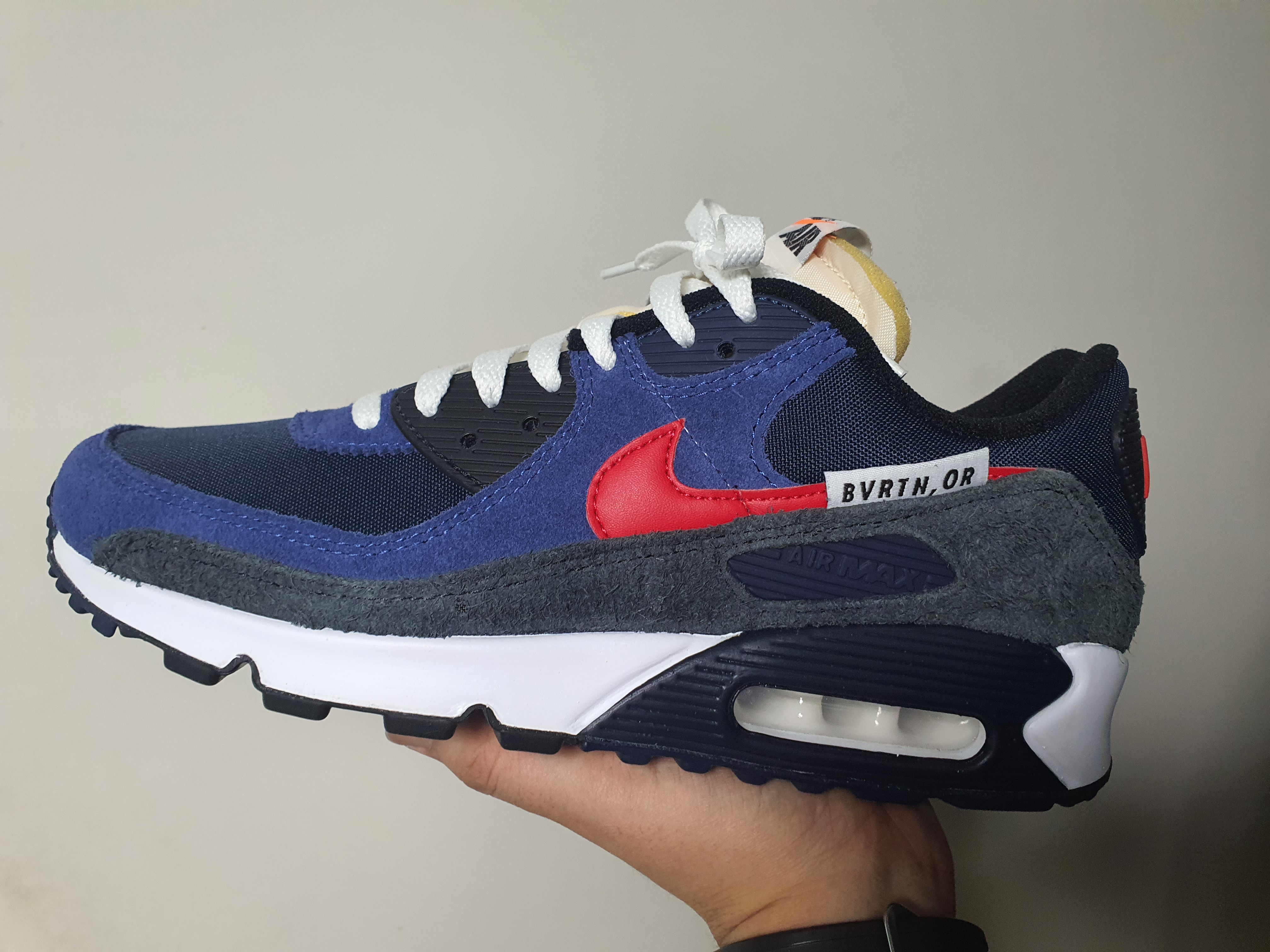 Nike Air Max 90 SE Air Max Running Club Deep Royal 착용 스타일